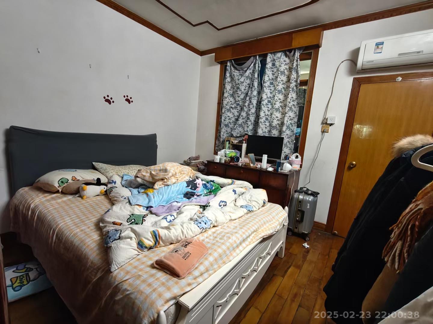 解放四村石子冲  1室1厅1卫    1200.0元/月 解放四村石子冲  1室1厅1卫    1200.0元/月室内图