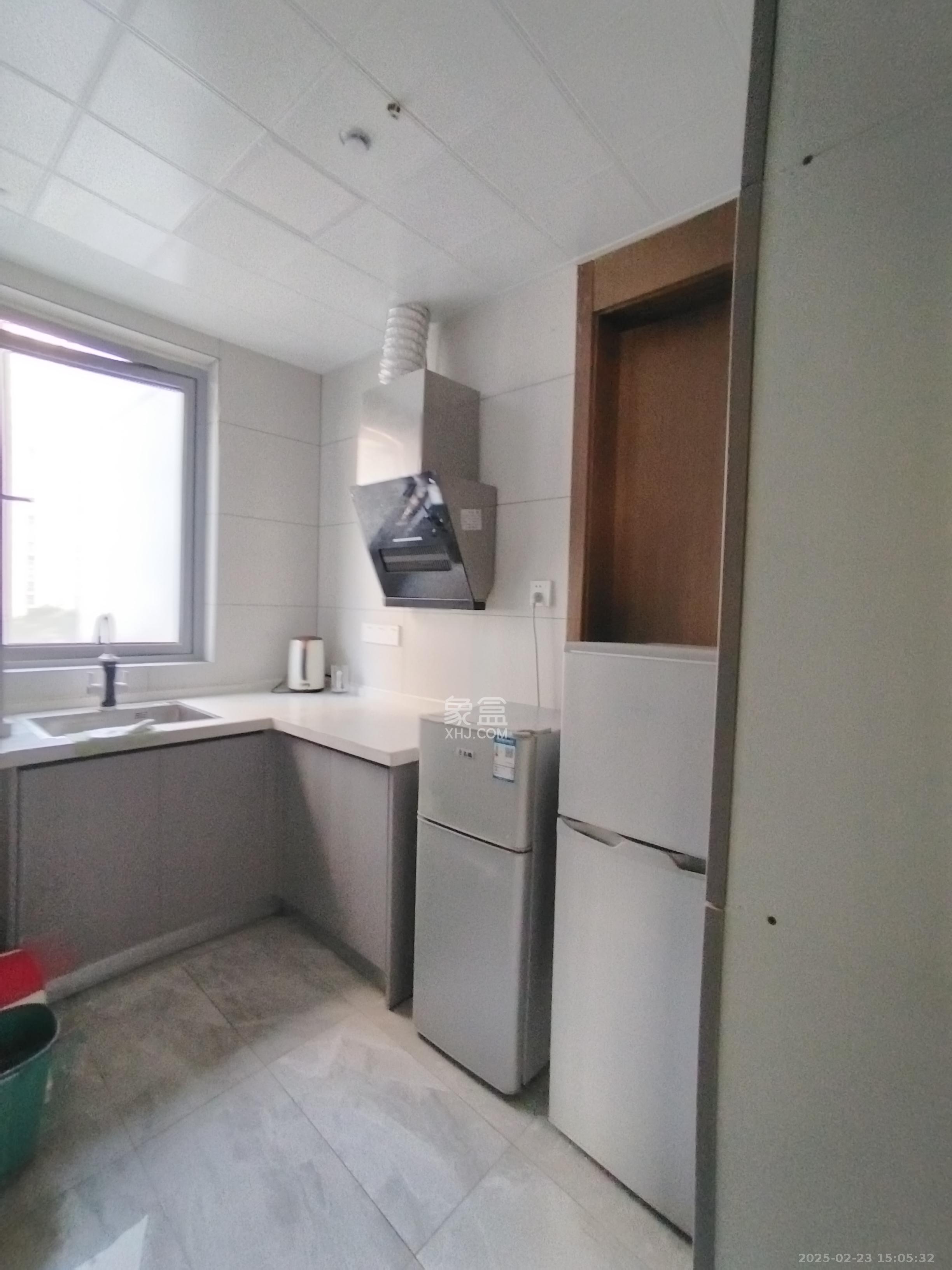 世茂铂翠湾四期(世茂悦享) 2室1厅1卫 2000.0元/月 世茂铂翠湾四期(世茂悦享) 2室1厅1卫 2000.0元/月室内图