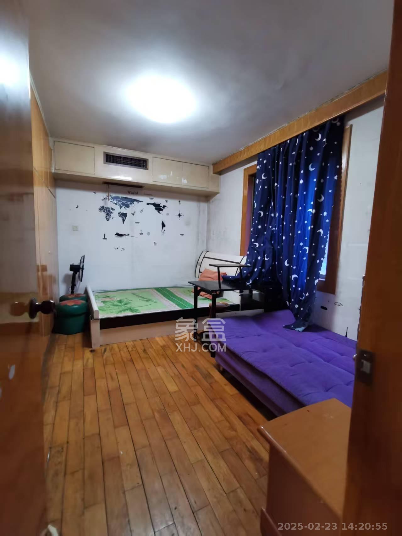 长沙市自来水公司住宅小区(白沙路119号) 3室1厅1卫 2400.0元/月 长沙市自来水公司住宅小区(白沙路119号) 3室1厅1卫 2400.0元/月室内图