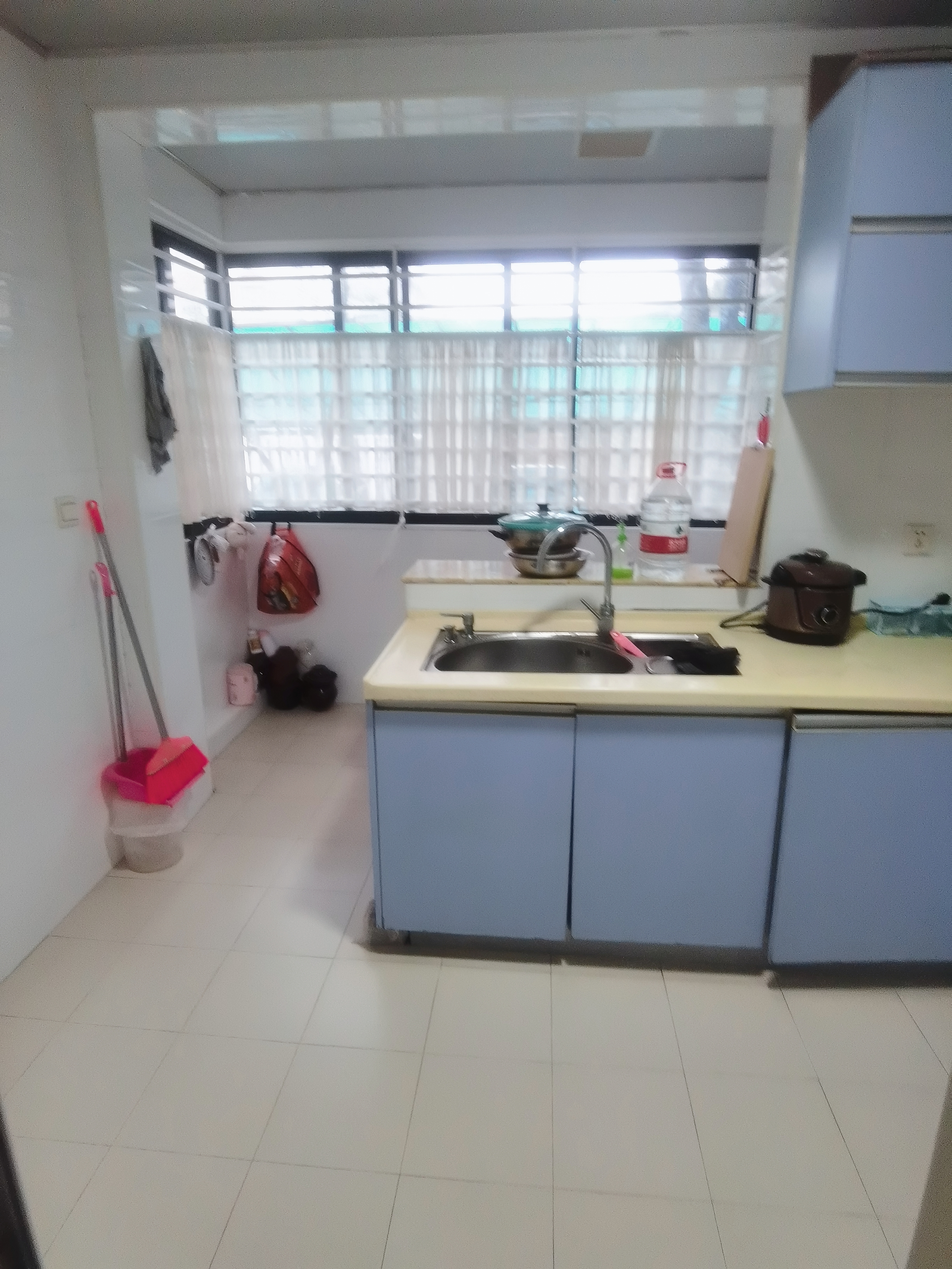 上城世家 3室2厅2卫 1600.0元/月 上城世家 3室2厅2卫 1600.0元/月室内图