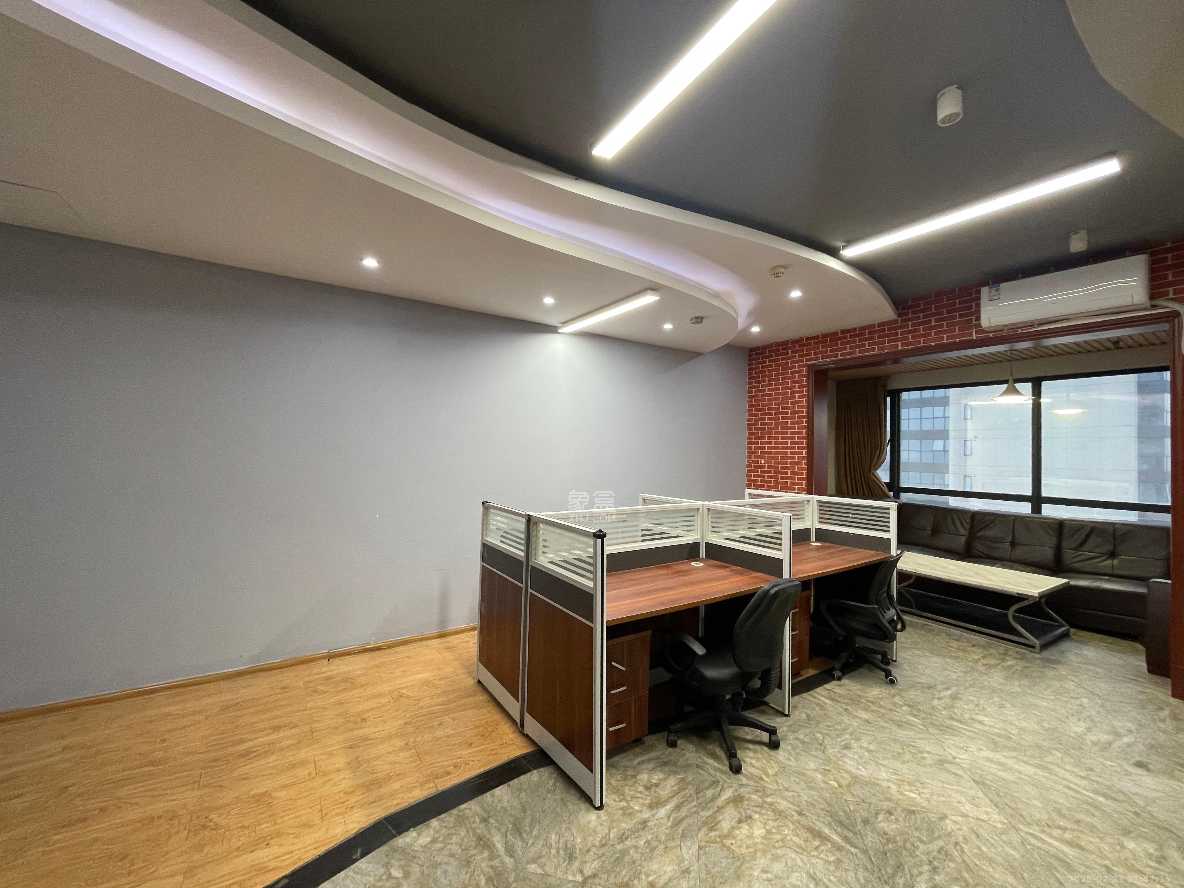 德思勤城市广场（宝格丽公寓）   67.0㎡      2600.0元/月室内图