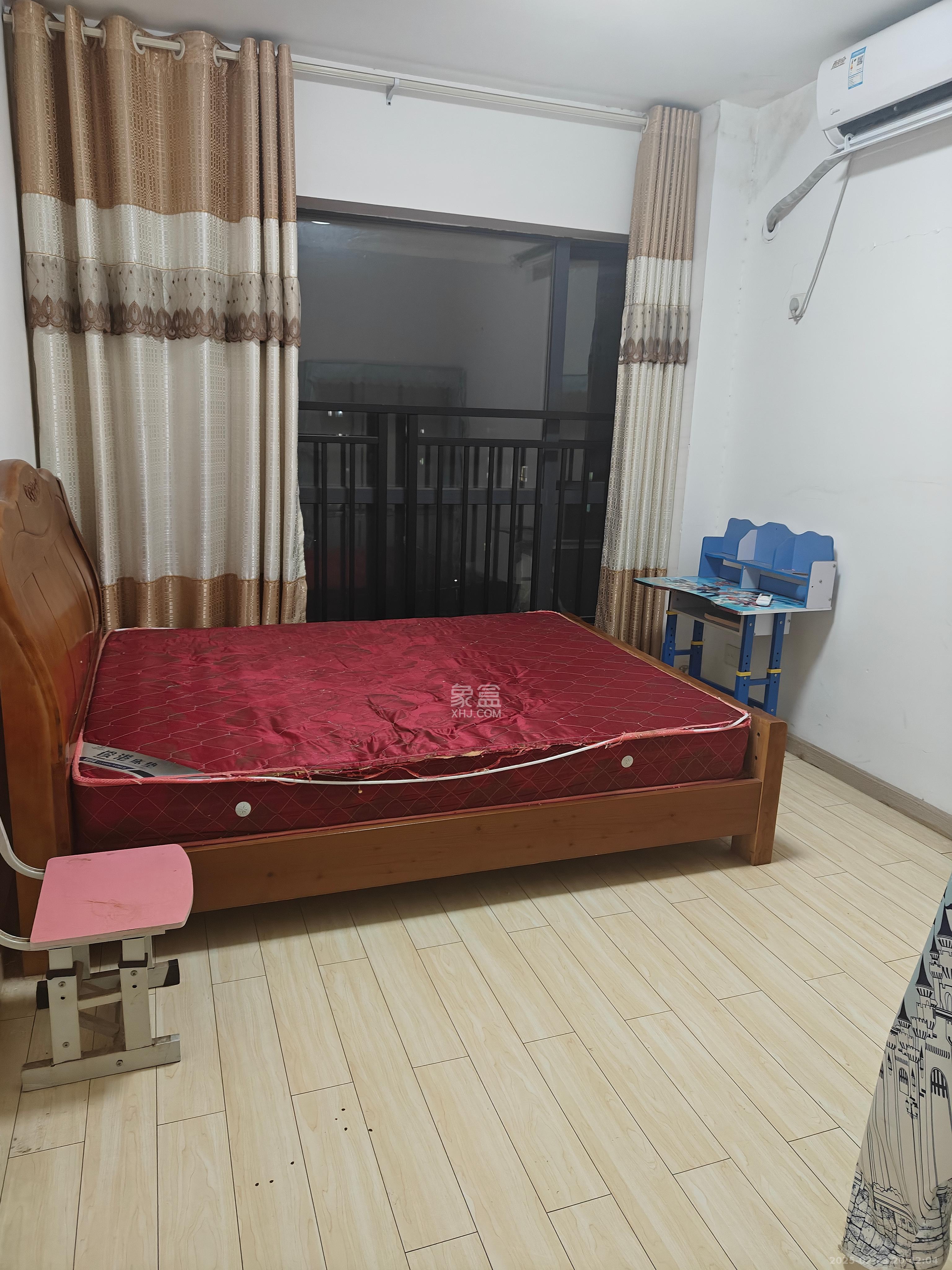 中信文化广场(中信新城二期) 2室1厅1卫 1500.0元/月 中信文化广场(中信新城二期) 2室1厅1卫 1500.0元/月室内图