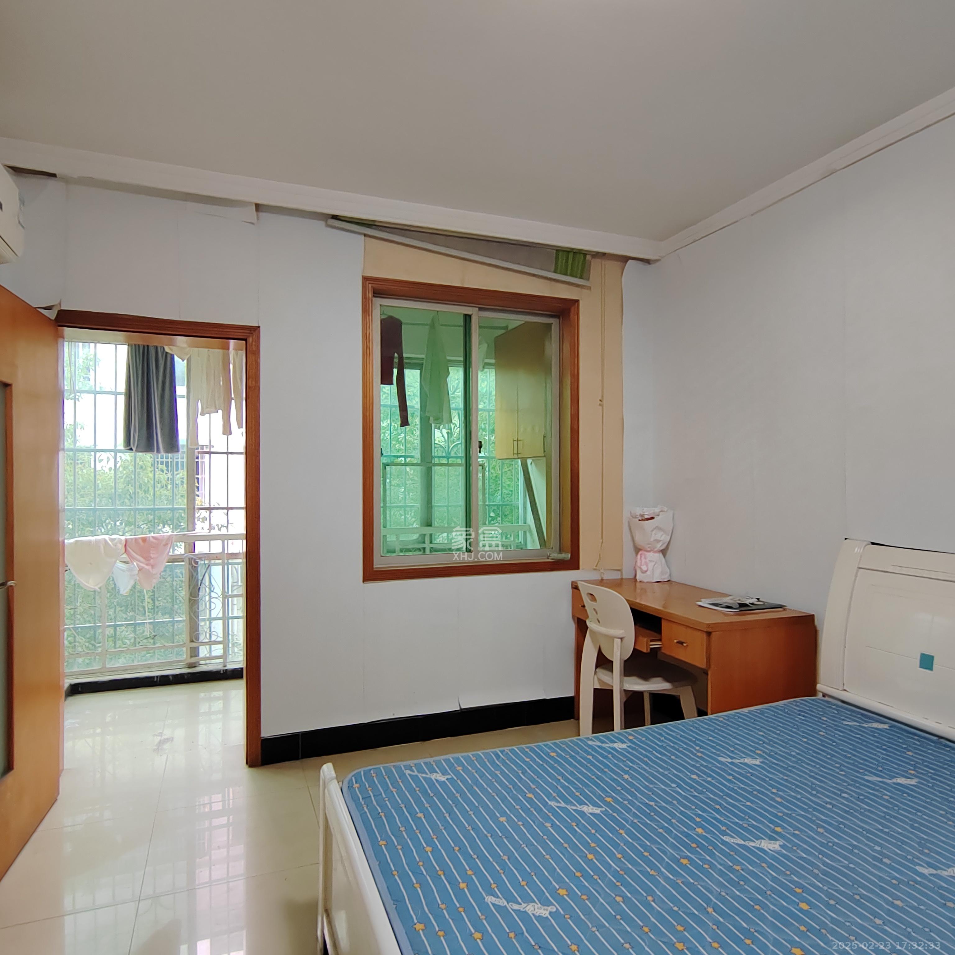 中南汽车世界 2室2厅1卫 1250.0元/月 中南汽车世界 2室2厅1卫 1250.0元/月室内图