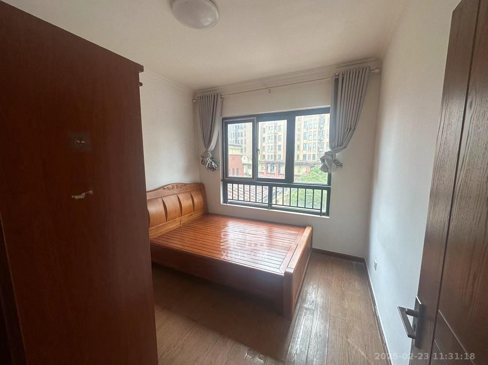 中信凯旋蓝岸(中信新城三期) 1室2厅1卫 2000.0元/月 中信凯旋蓝岸(中信新城三期) 1室2厅1卫 2000.0元/月室内图