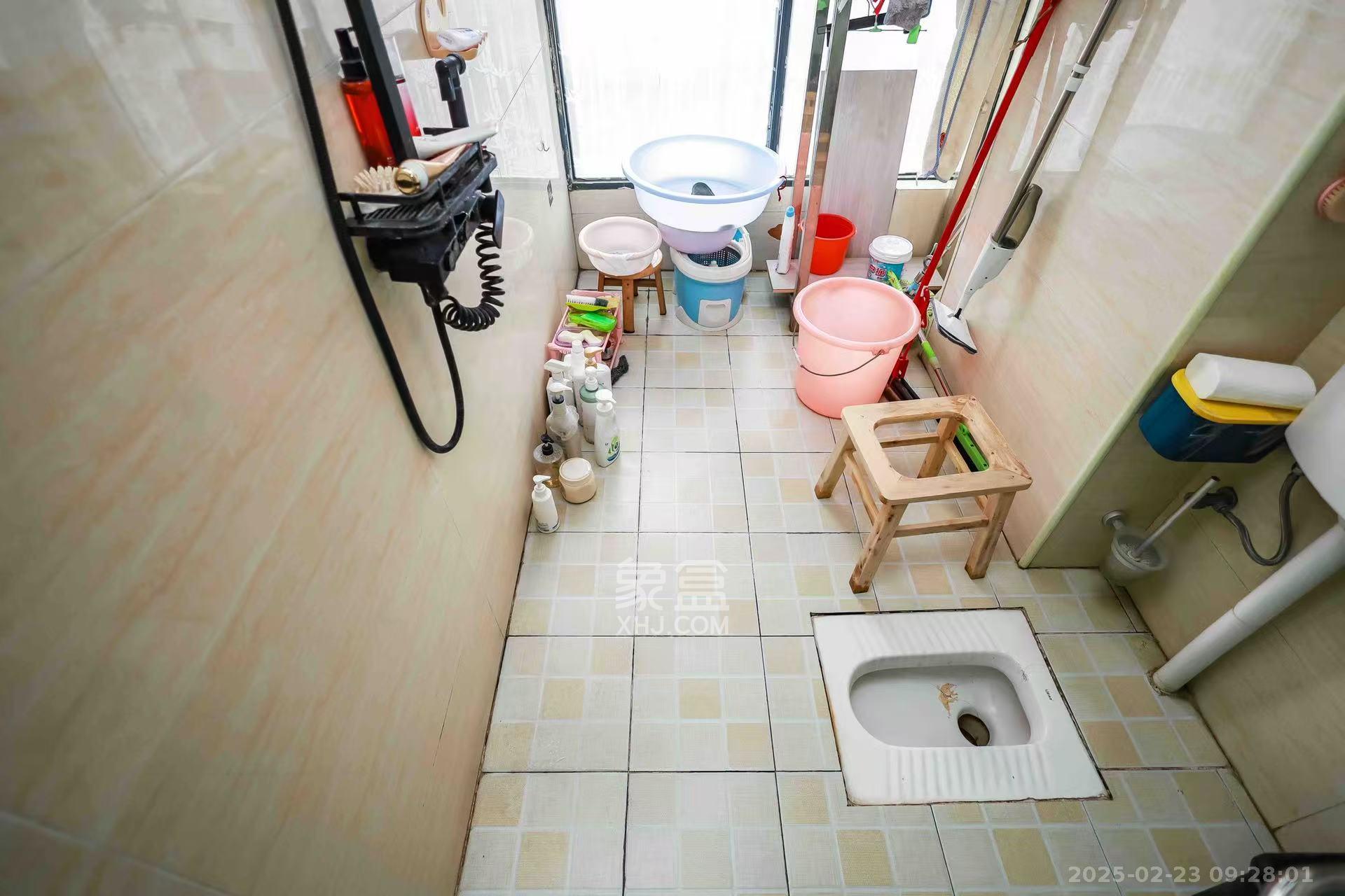 天麓尚层 4室2厅2卫 2700.0元/月 天麓尚层 4室2厅2卫 2700.0元/月室内图