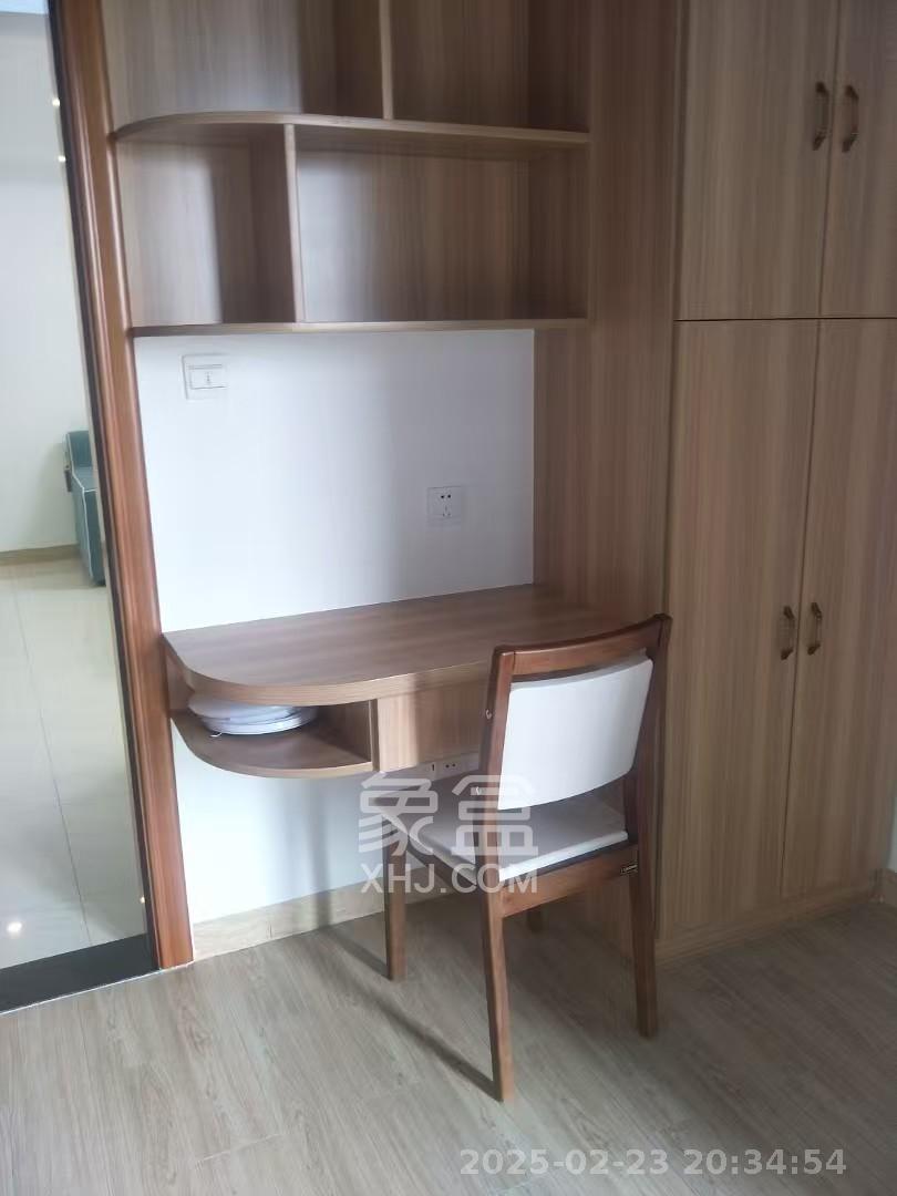江山帝景哈佛  1室2厅1卫   2200.00元/月室内图