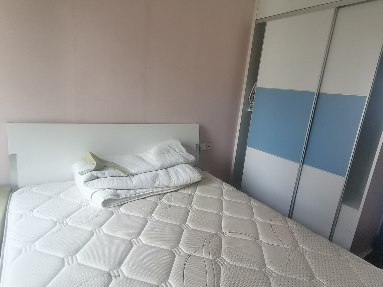 恒大绿洲 1室1厅1卫 1280.0元/月 恒大绿洲 1室1厅1卫 1280.0元/月室内图