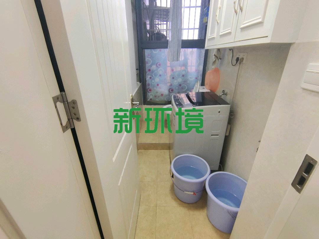 熙城春天  3室2厅2卫   62.00万客厅