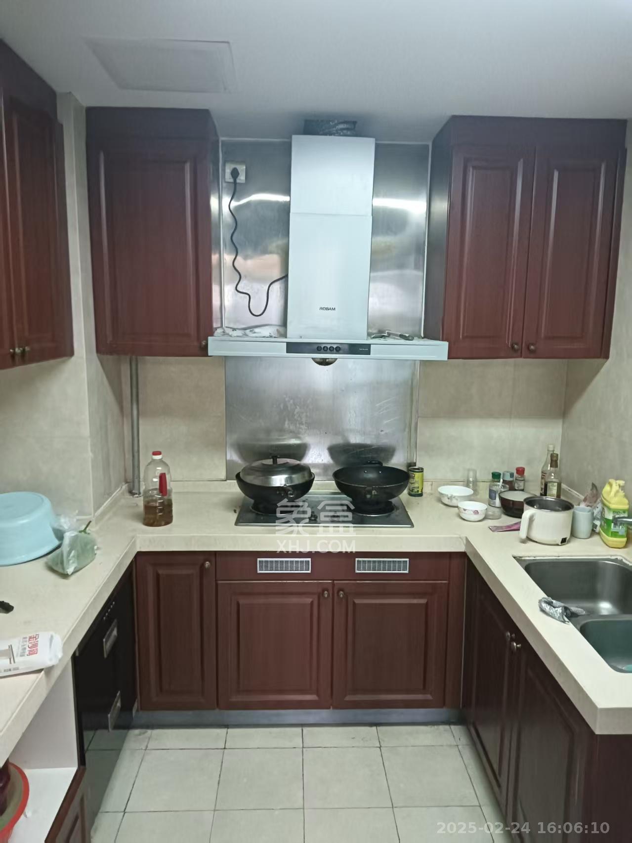 恒大雅苑  2室2厅1卫    2300.0元/月室内图