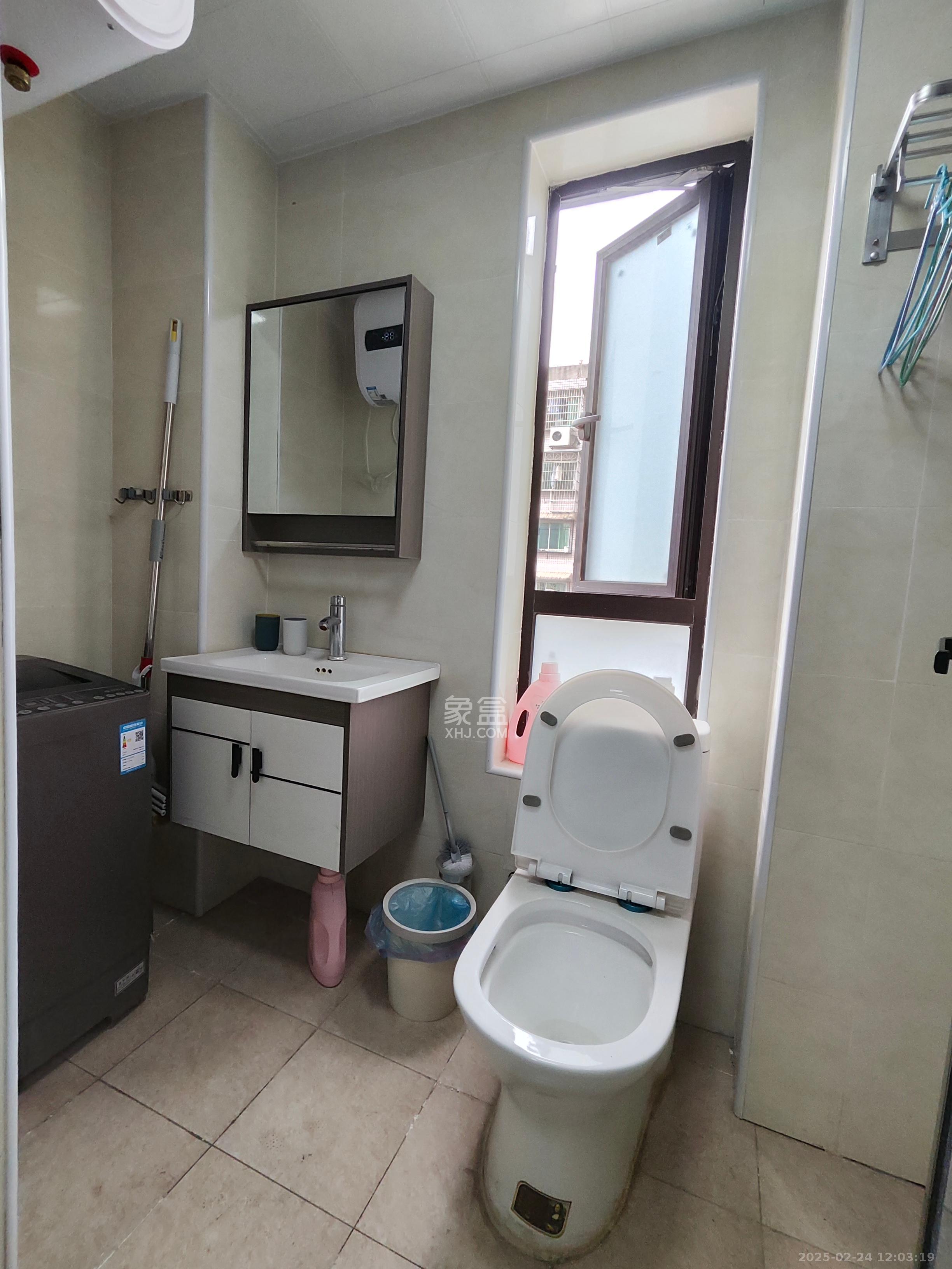 奥园城市天骄一期  1室1厅1卫    1600.0元/月 奥园城市天骄一期  1室1厅1卫    1600.0元/月室内图