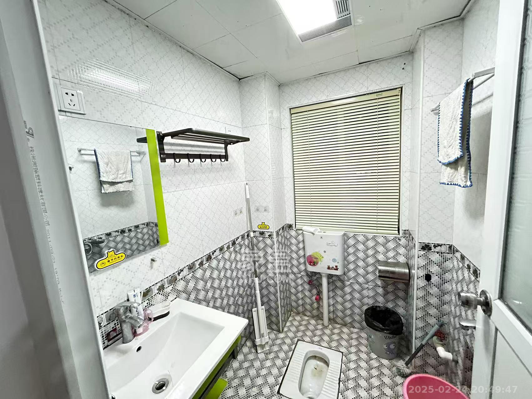 楚天世纪城东苑 3室2厅1卫 2000.0元/月 楚天世纪城东苑 3室2厅1卫 2000.0元/月室内图