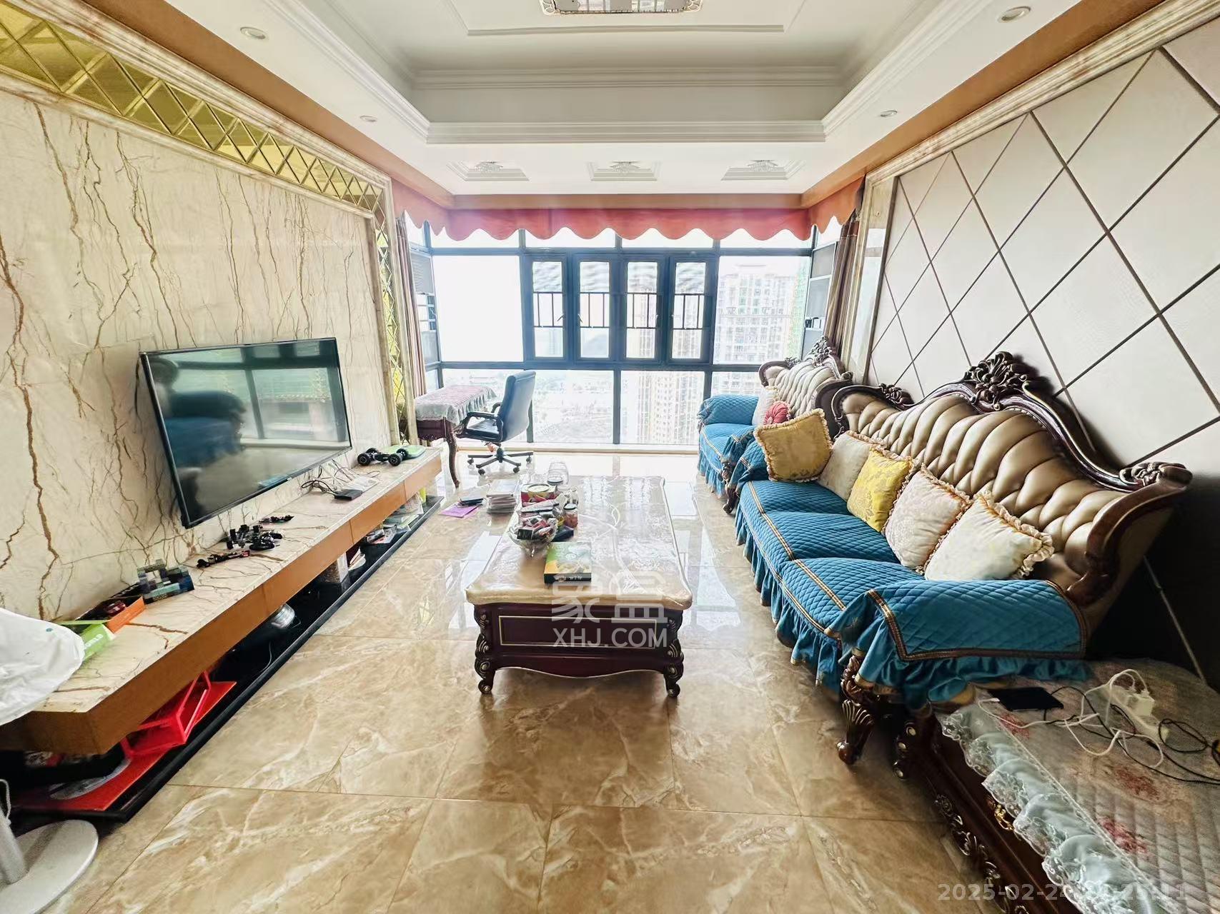 慢步江湾 4室2厅2卫 4800.0元/月 慢步江湾 4室2厅2卫 4800.0元/月室内图