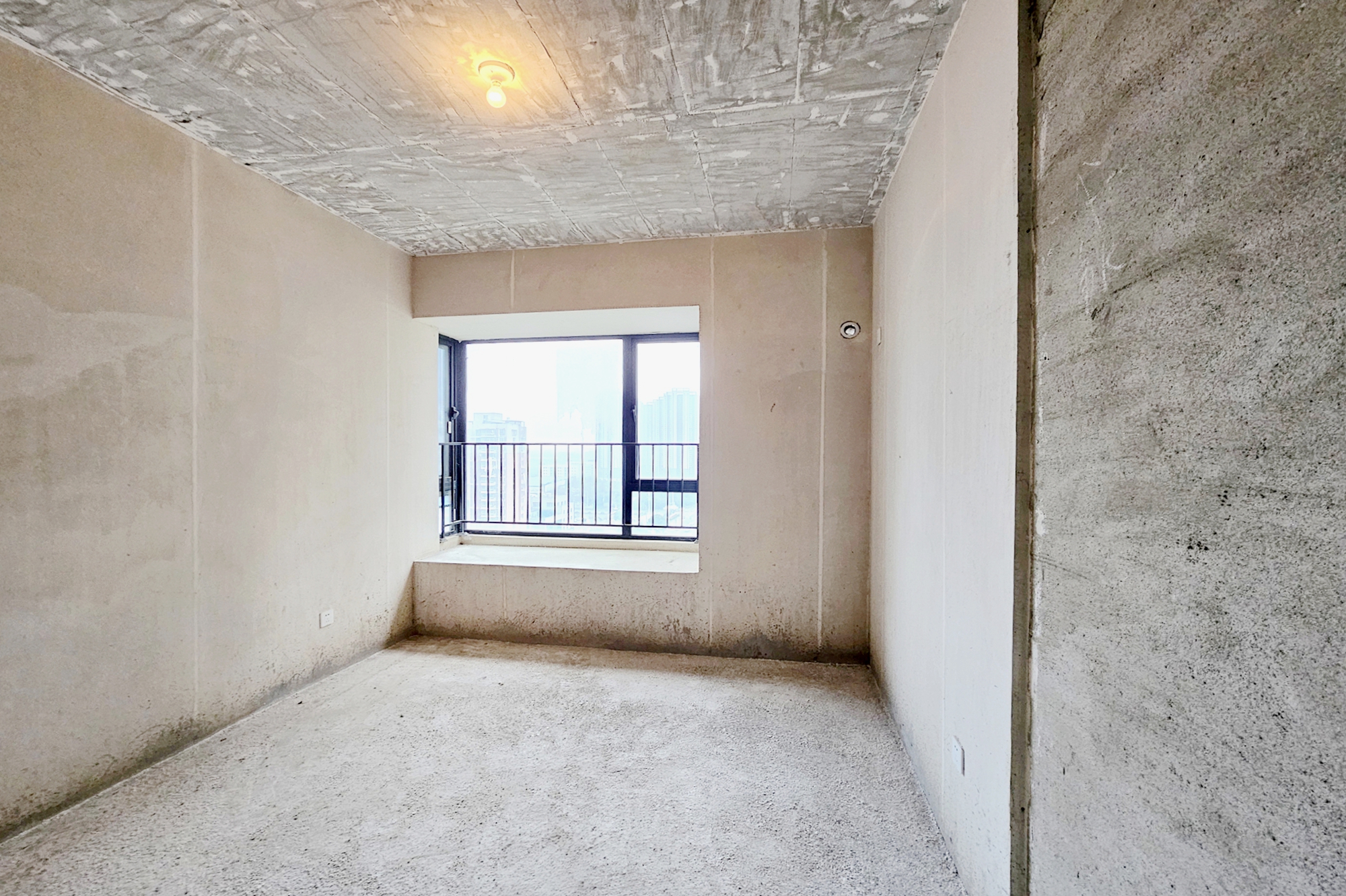 长房东旭国际  3室2厅2卫    98.0万 长房东旭国际  3室2厅2卫    98.0万其他