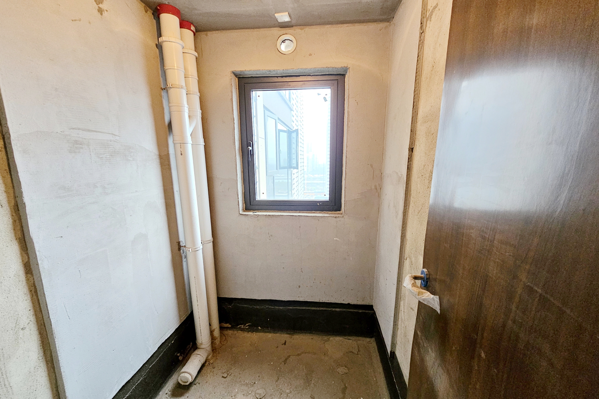 长房东旭国际  3室2厅2卫    98.0万 长房东旭国际  3室2厅2卫    98.0万其他