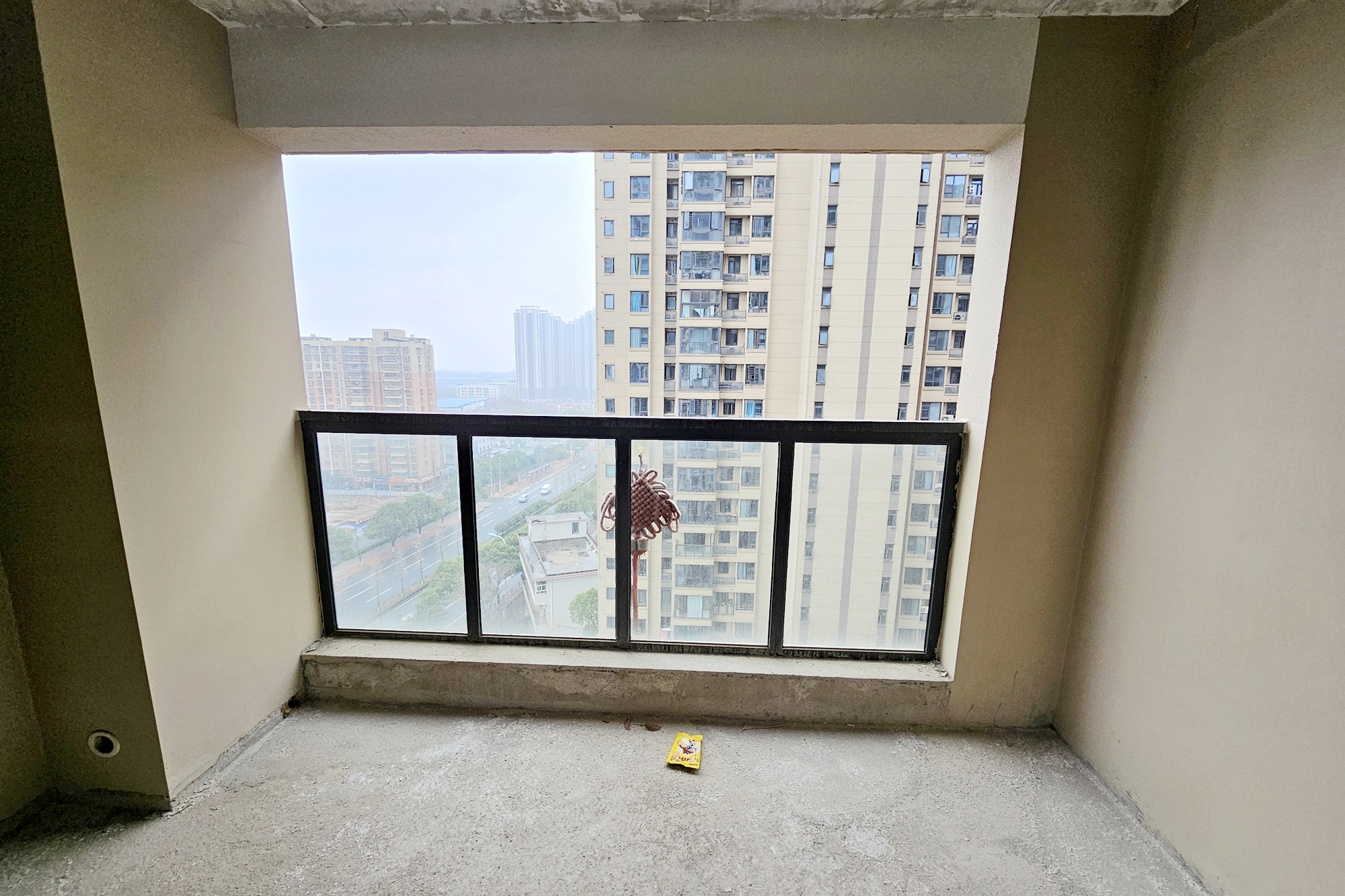 长房东旭国际  3室2厅2卫    98.0万 长房东旭国际  3室2厅2卫    98.0万阳台