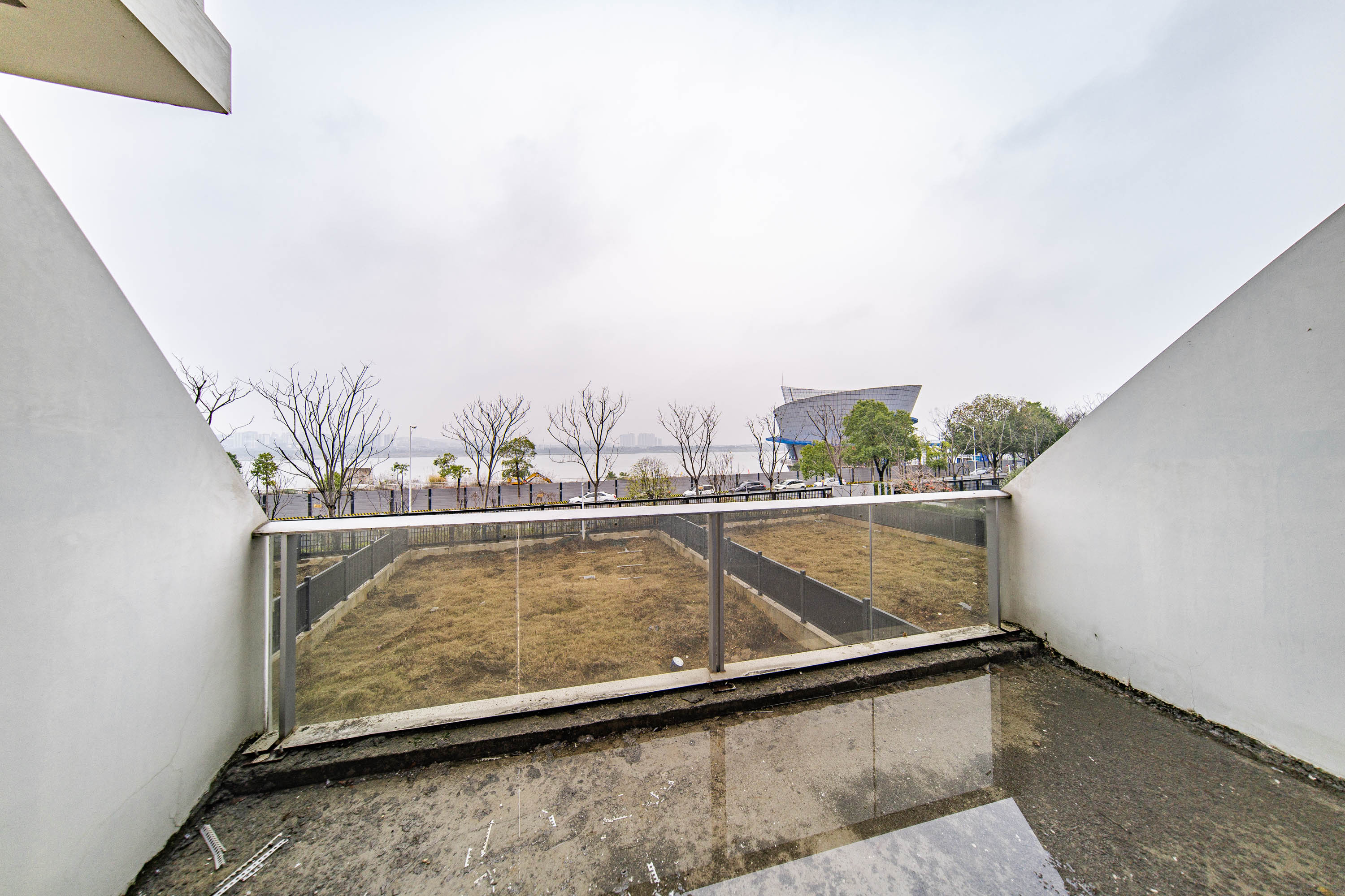 珠江颐德公馆  1室0厅0卫    800.0万阳台