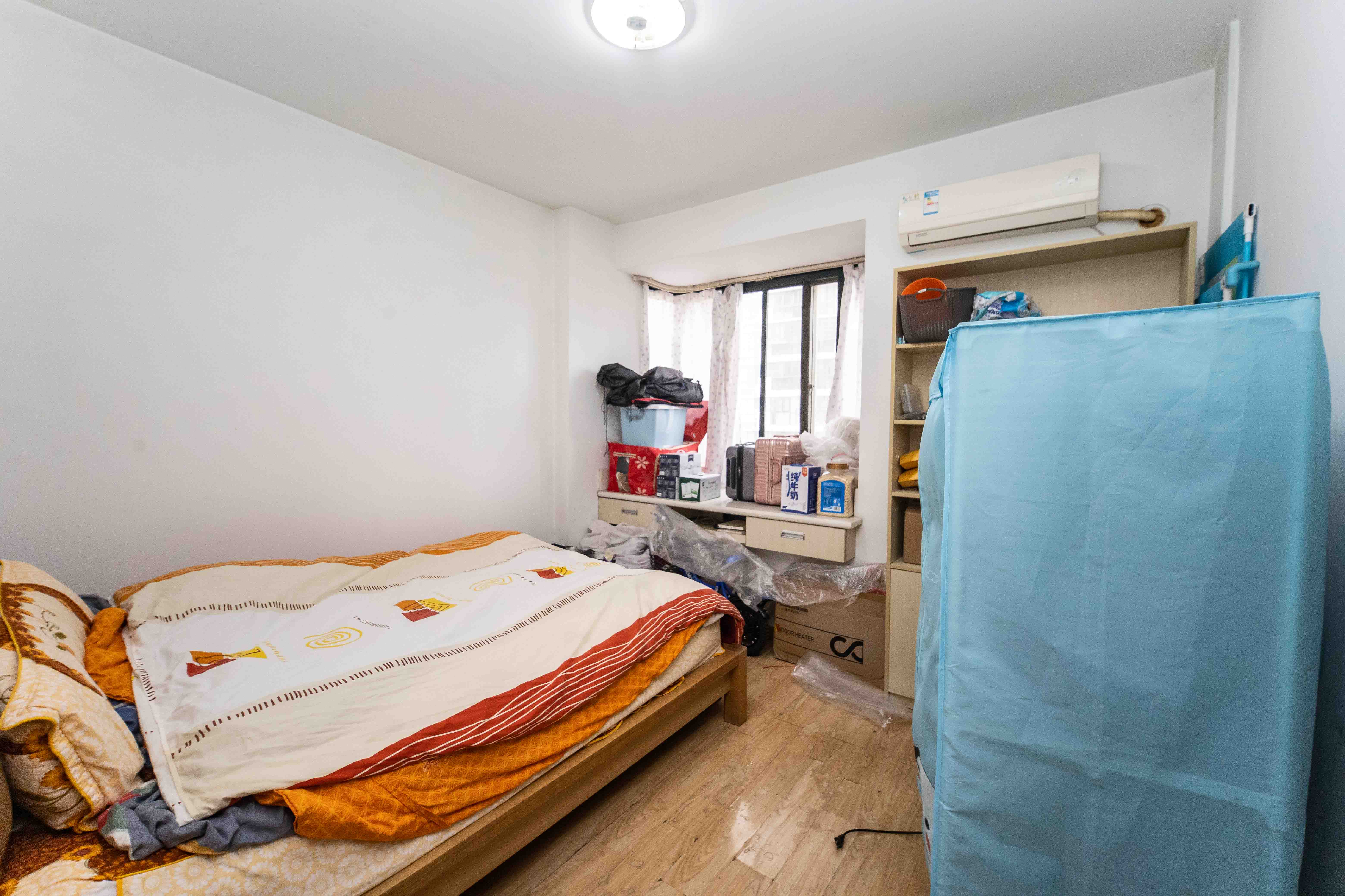 浏阳河畔家园 3室2厅2卫 98.0万 浏阳河畔家园 3室2厅2卫 98.0万卧室