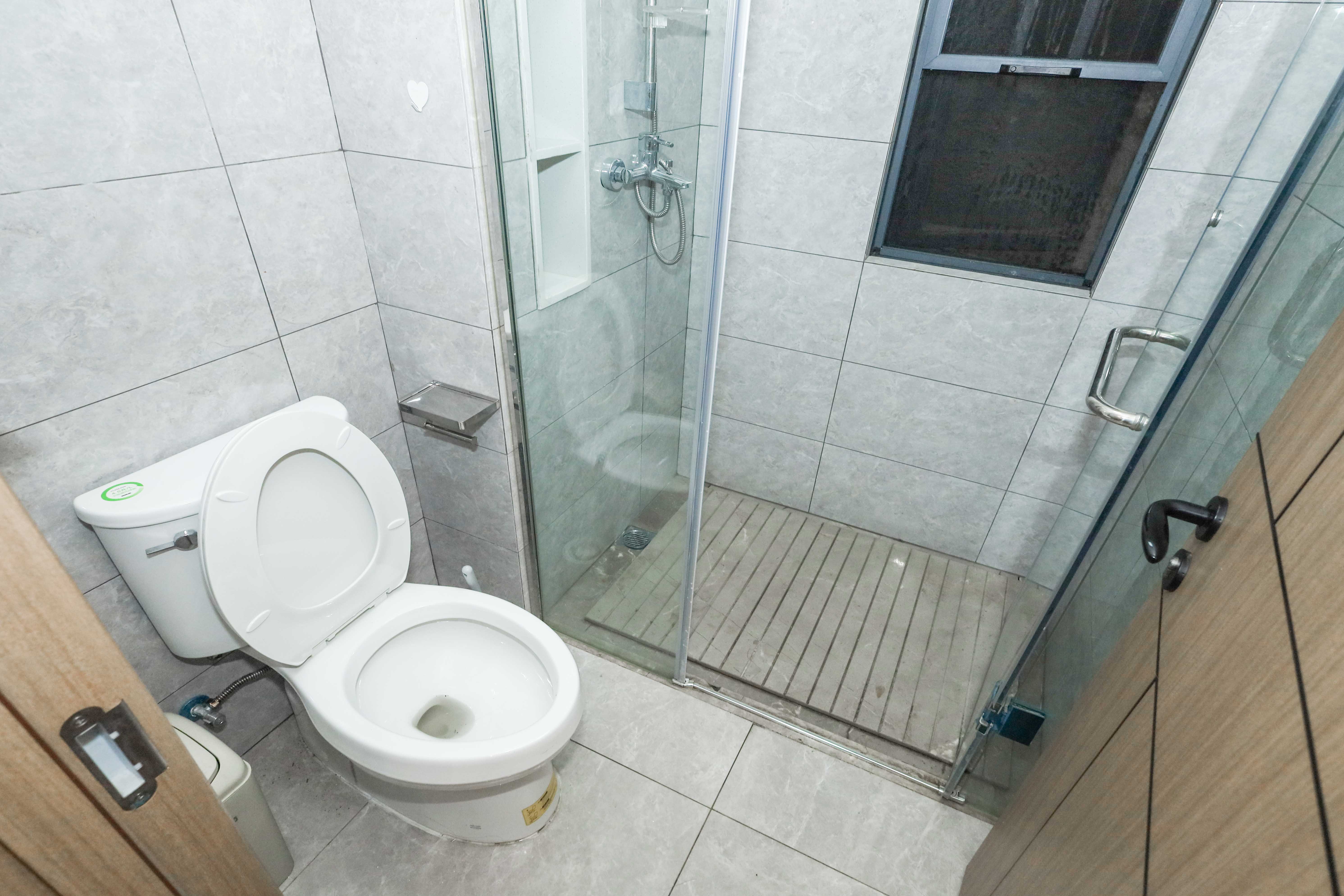 爱家当代境  3室2厅2卫    126.0万 爱家当代境  3室2厅2卫    126.0万卫生间