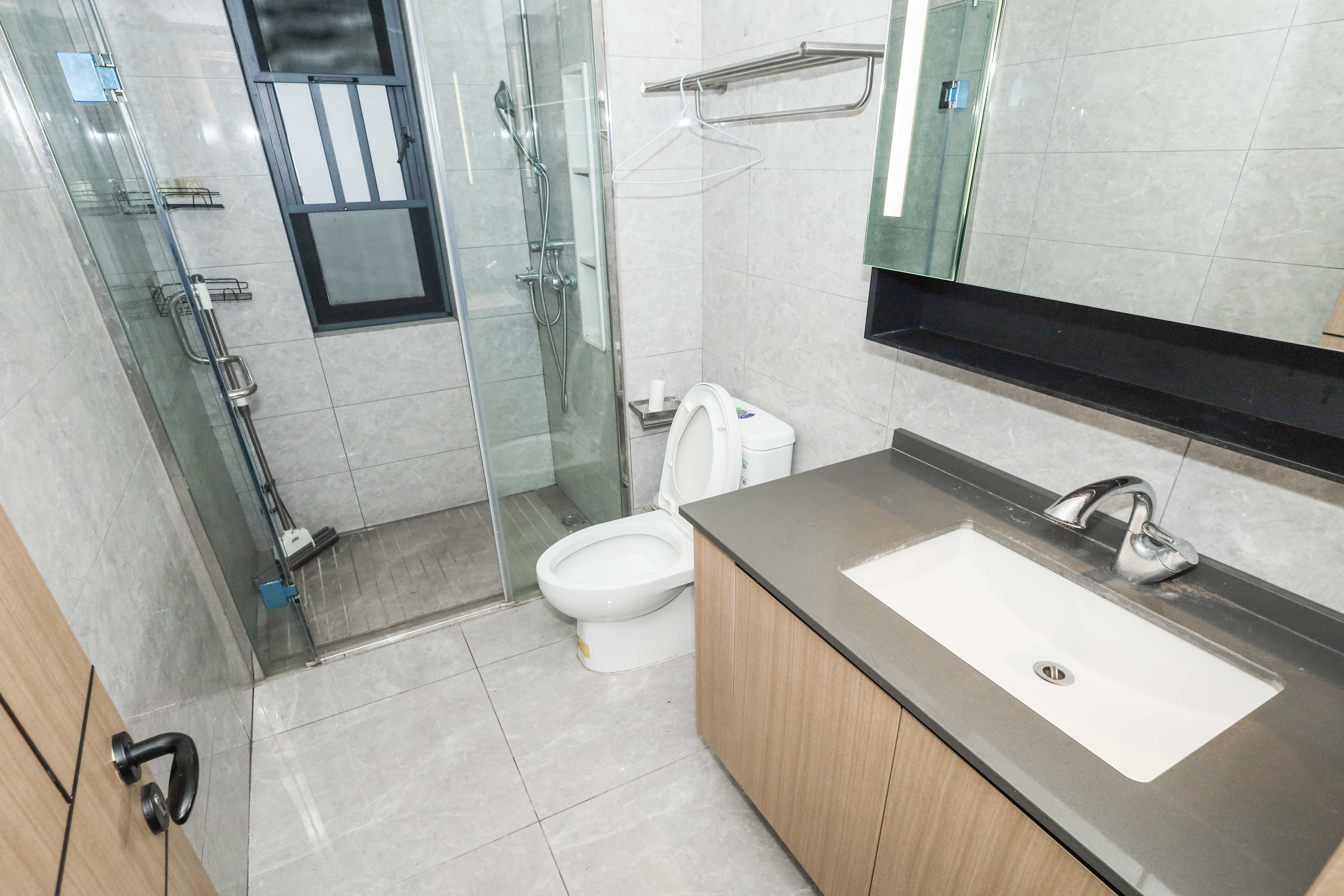 爱家当代境  3室2厅2卫    126.0万 爱家当代境  3室2厅2卫    126.0万卫生间