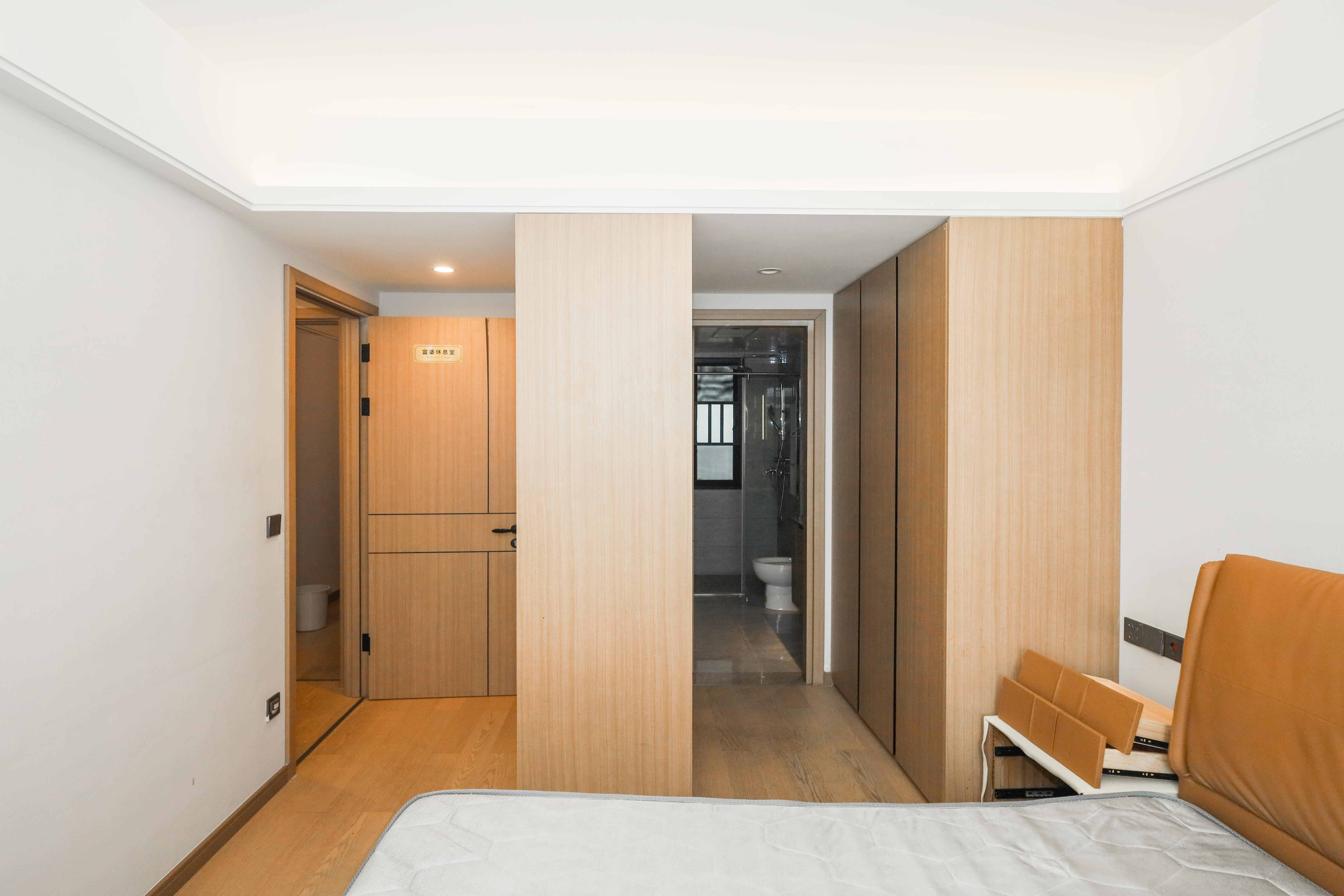 爱家当代境  3室2厅2卫    126.0万 爱家当代境  3室2厅2卫    126.0万卧室