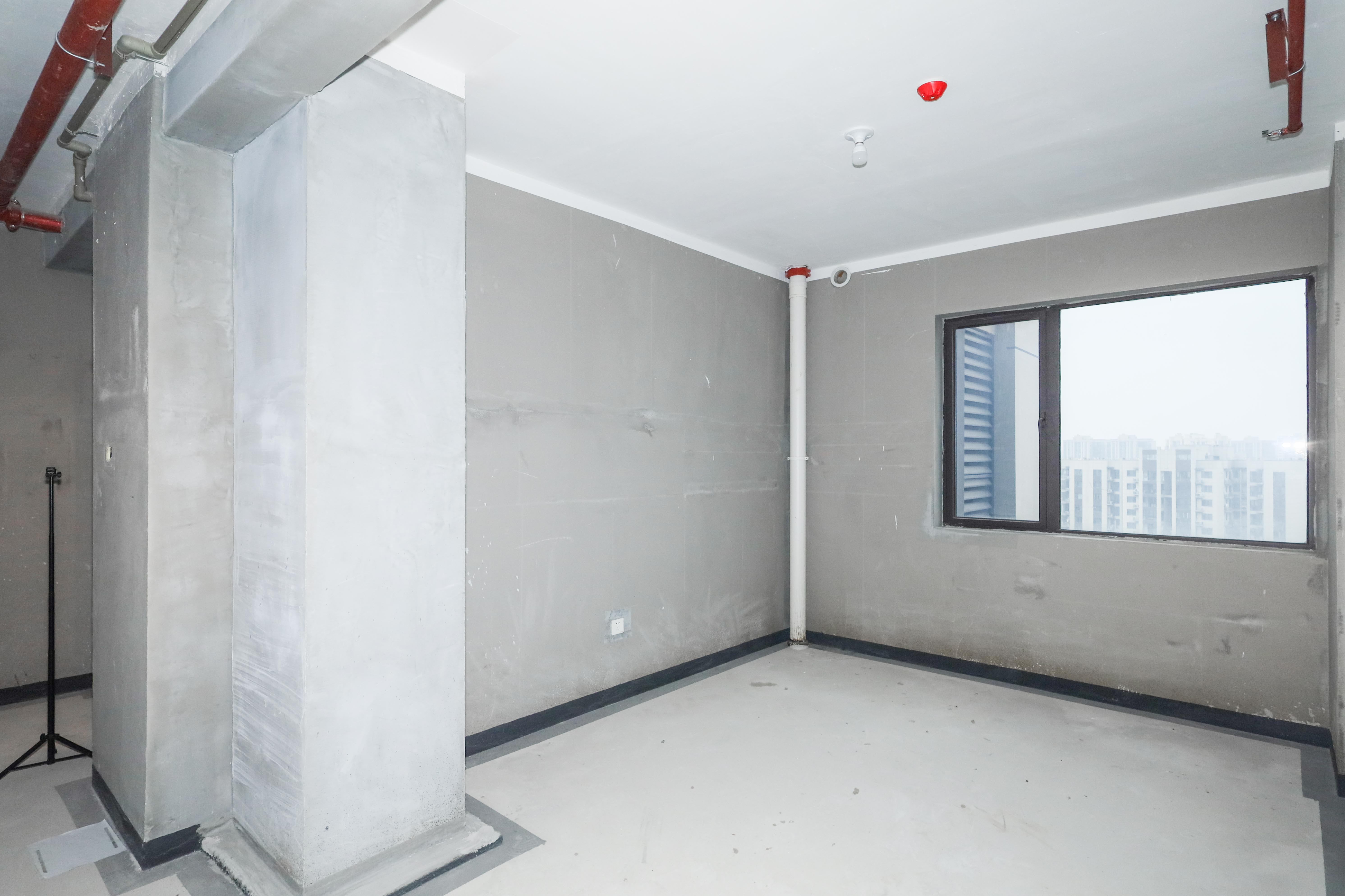 建发央著  4室2厅2卫   294.00万卧室