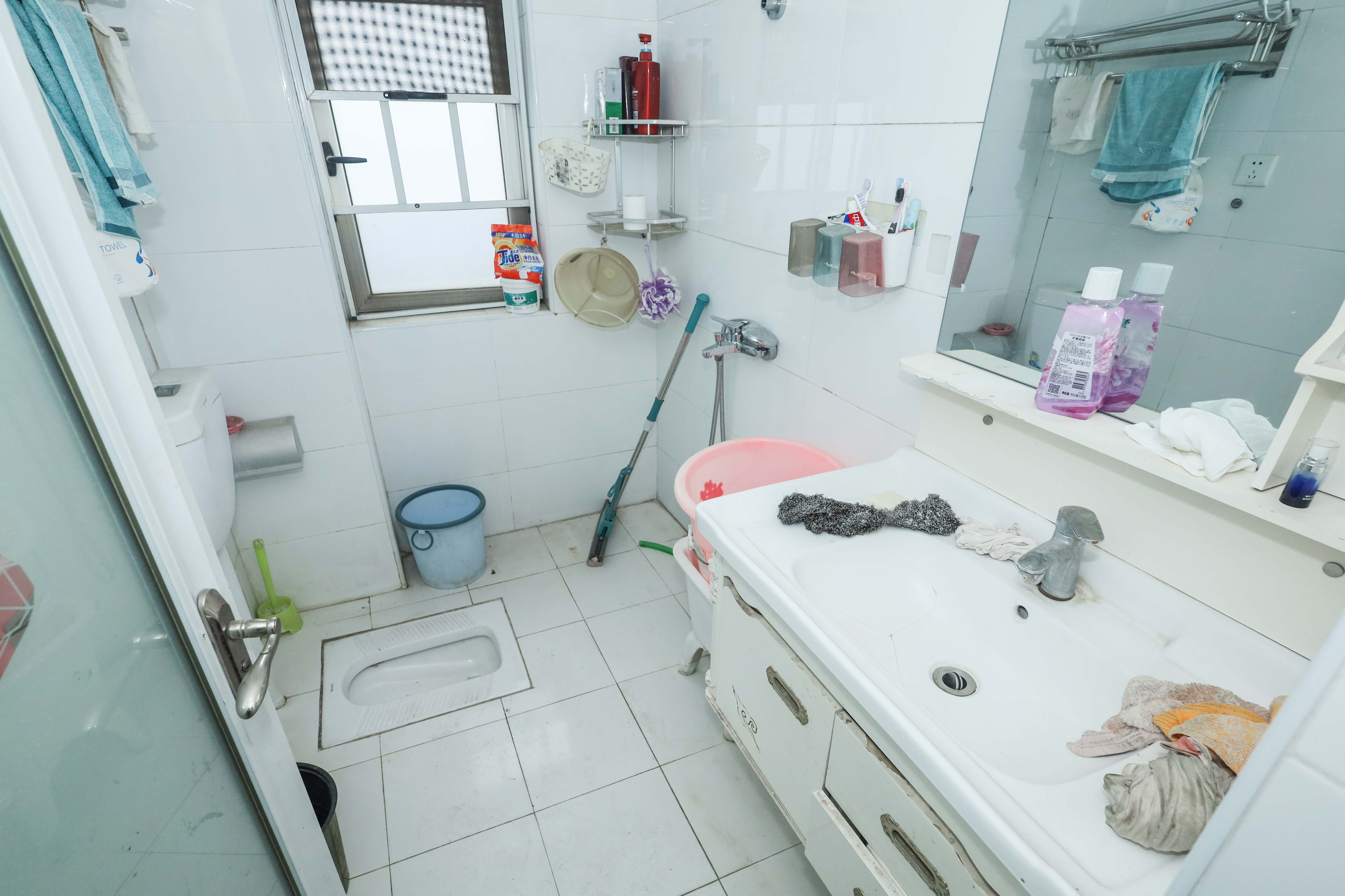 山水英伦海德广场 2室1厅1卫 86.0万 山水英伦海德广场 2室1厅1卫 86.0万卫生间