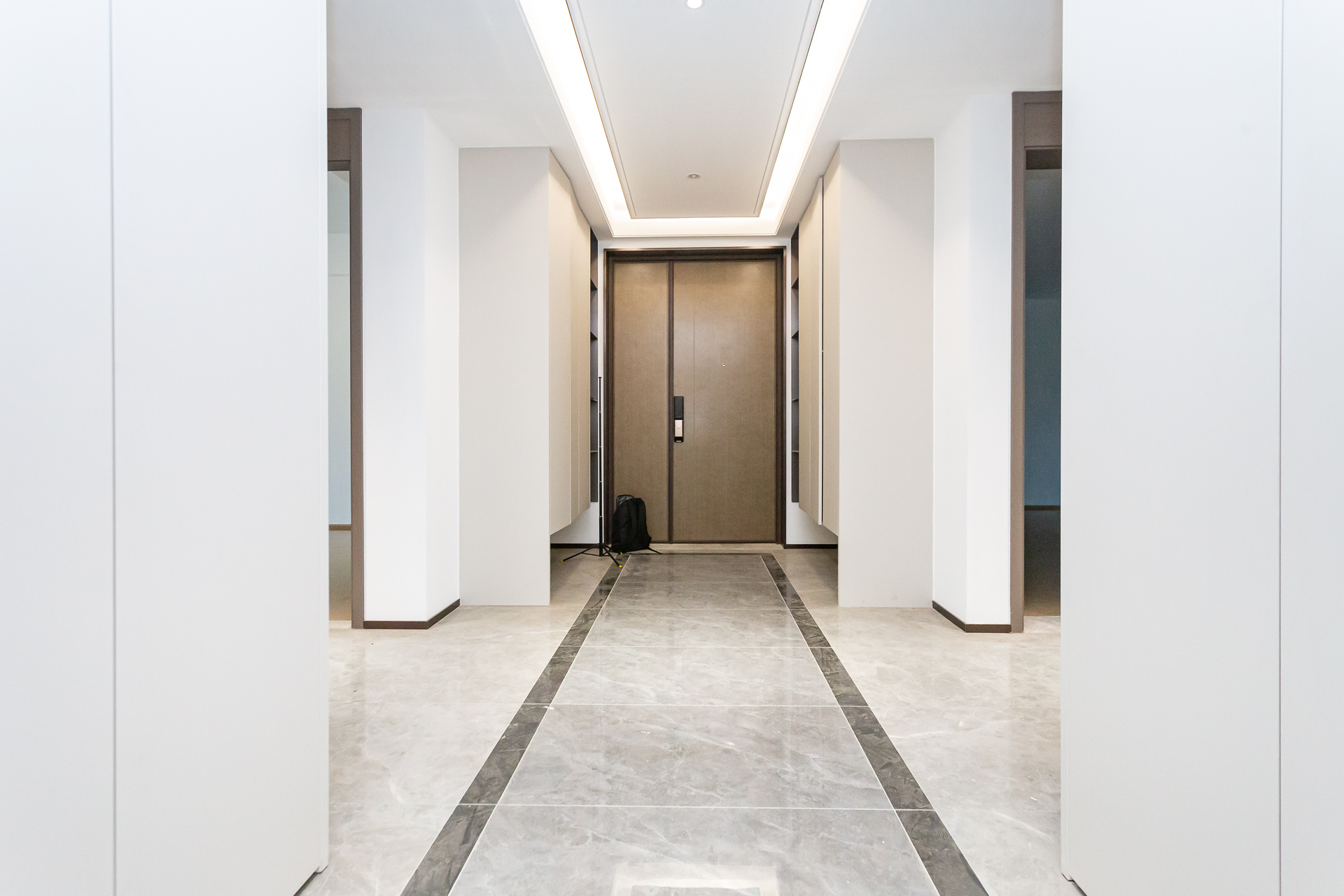 嘉臣道 4室2厅3卫 418.0万 嘉臣道 4室2厅3卫 418.0万客厅