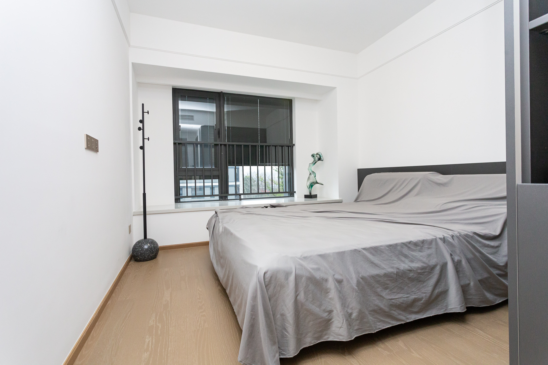 嘉臣道 4室2厅3卫 460.0万 嘉臣道 4室2厅3卫 460.0万卧室