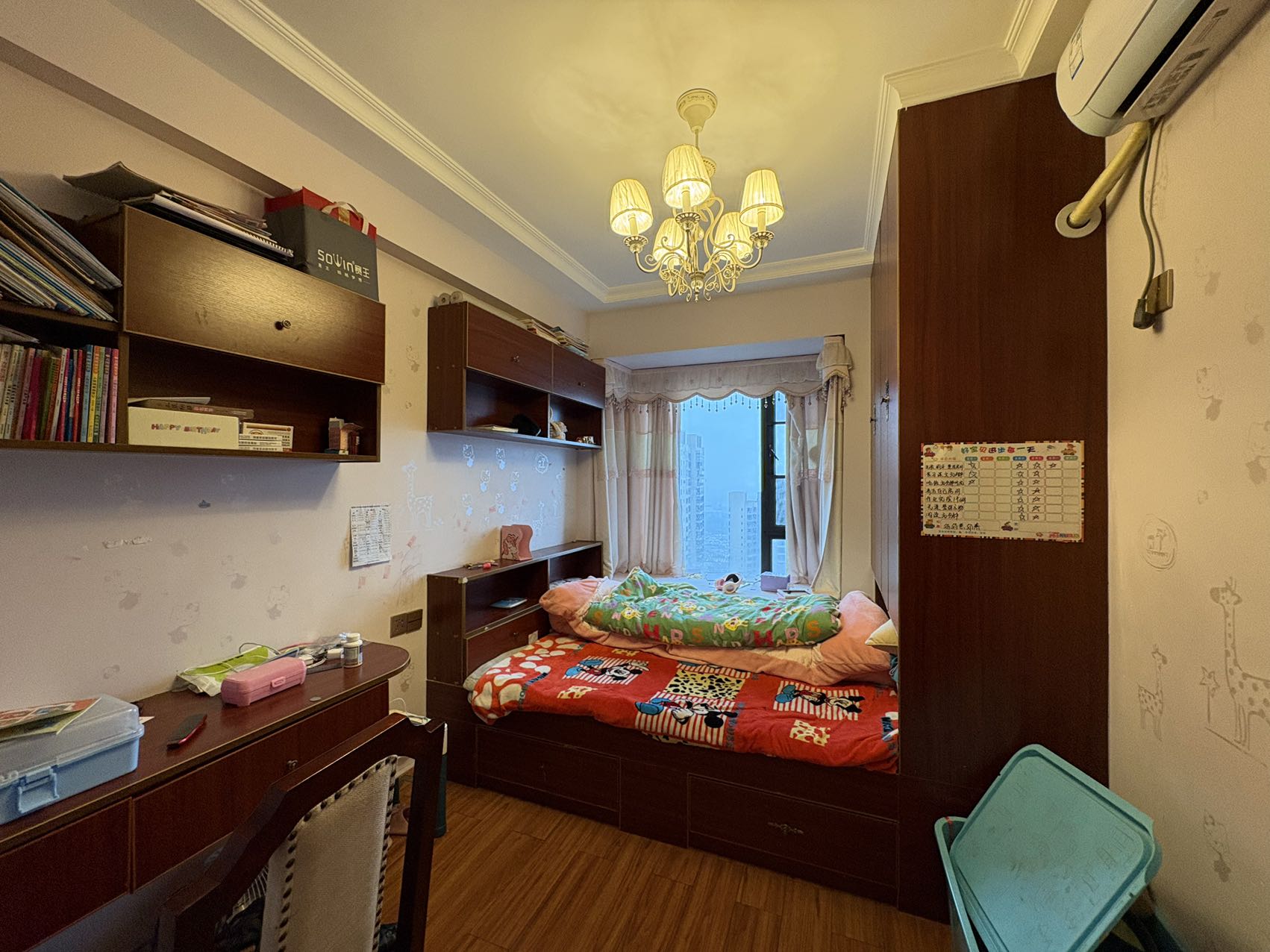 蓝溪谷 3室2厅2卫 76.8万 蓝溪谷 3室2厅2卫 76.8万室内图