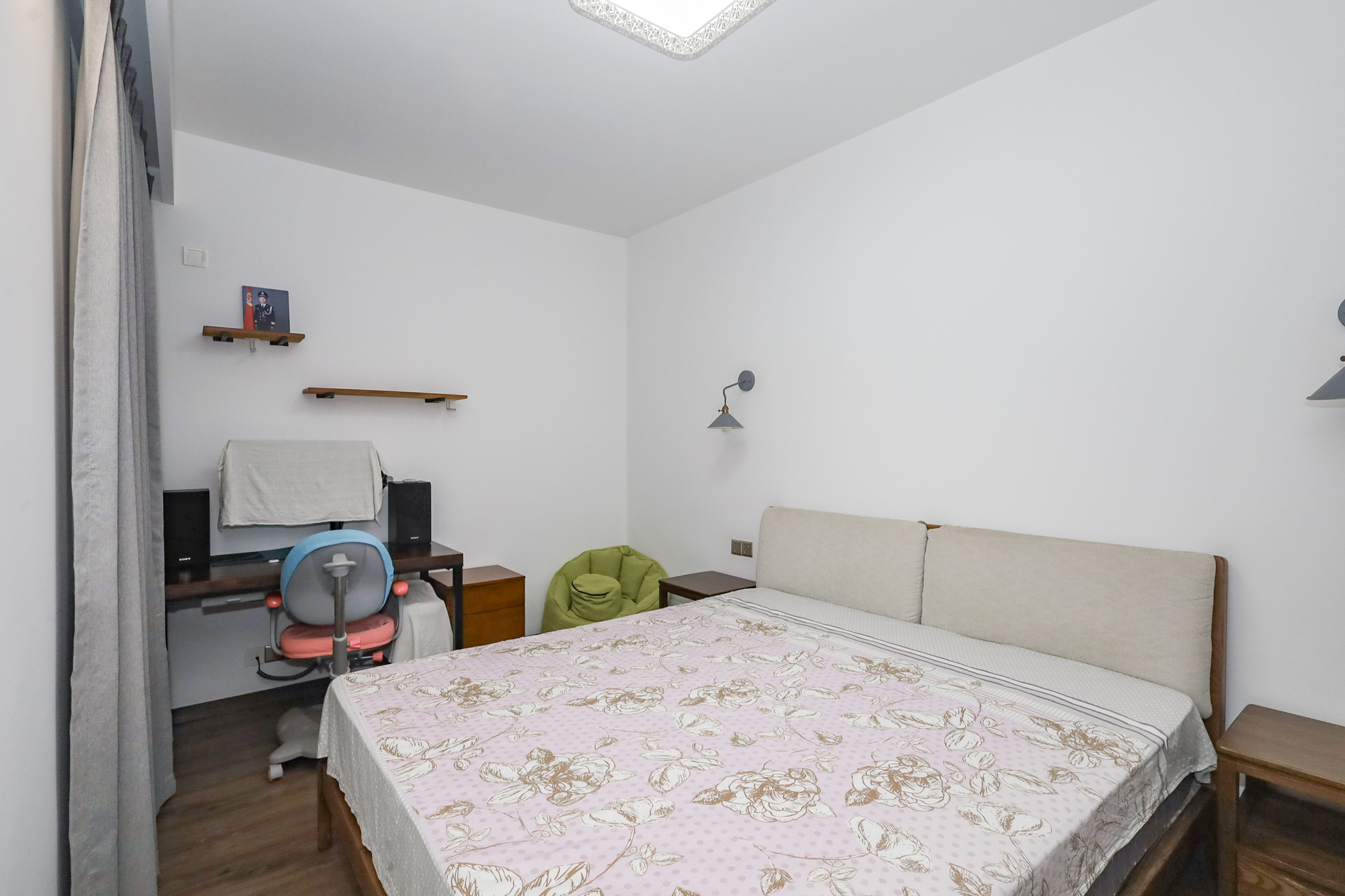 八方小区B区 3室2厅2卫 397.0万 八方小区B区 3室2厅2卫 397.0万卧室