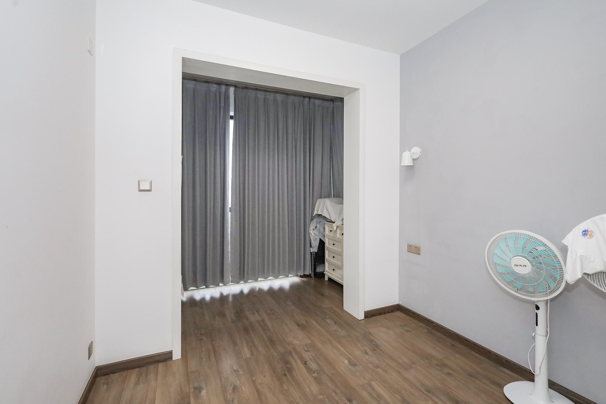 八方小区B区 3室2厅2卫 397.0万 八方小区B区 3室2厅2卫 397.0万卧室