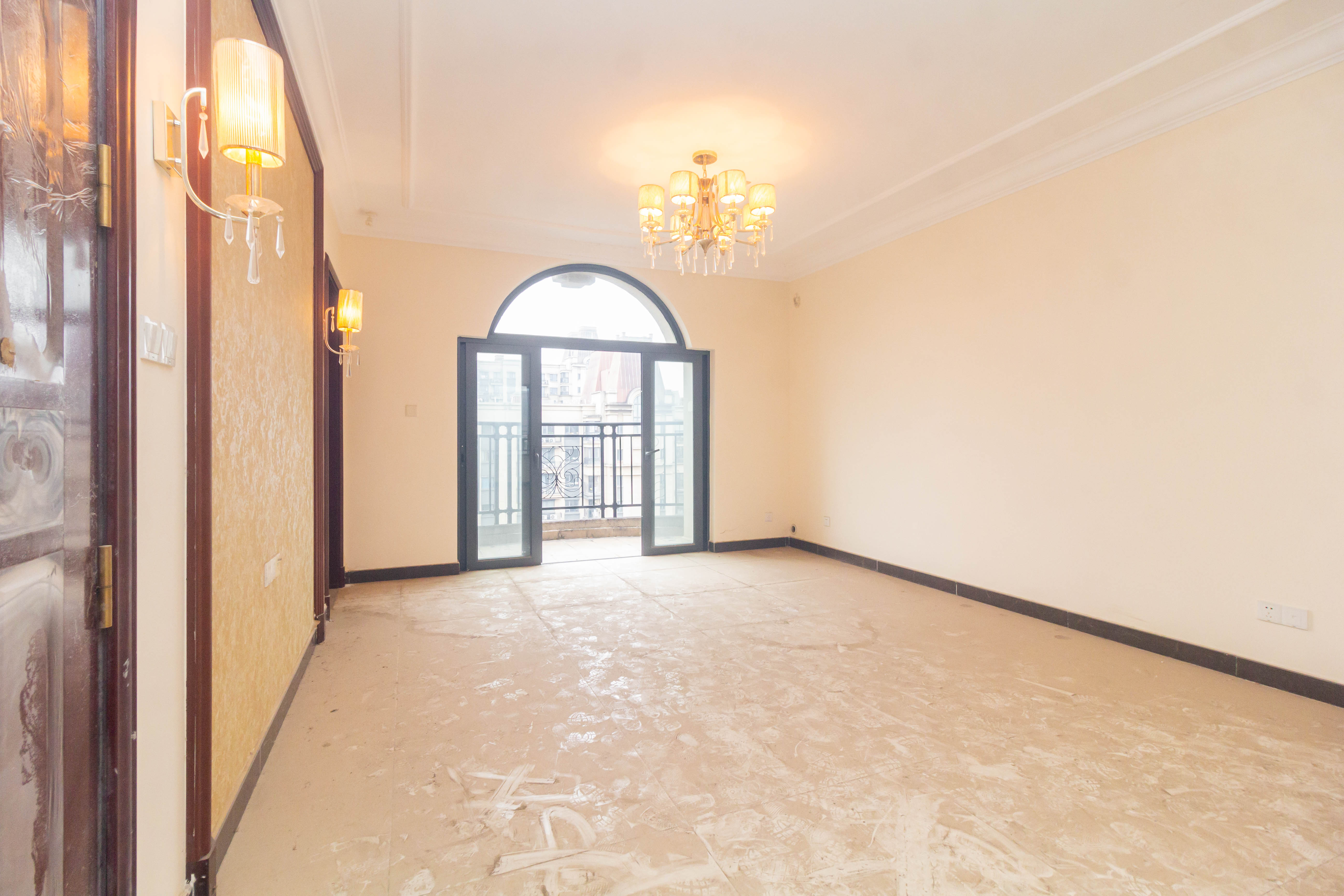 恒大江湾 4室2厅2卫 116.8万 恒大江湾 4室2厅2卫 116.8万客厅