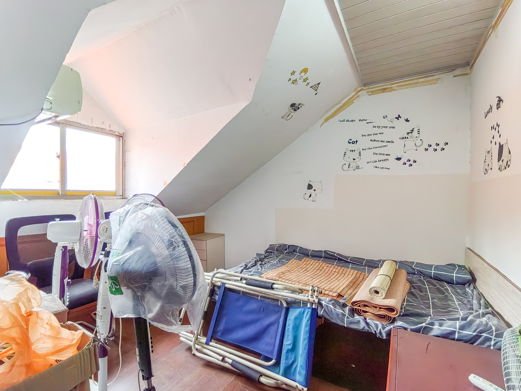 星沙汽配城(大塘村农机市场)  5室3厅2卫    46.8万 星沙汽配城(大塘村农机市场)  5室3厅2卫    46.8万卧室