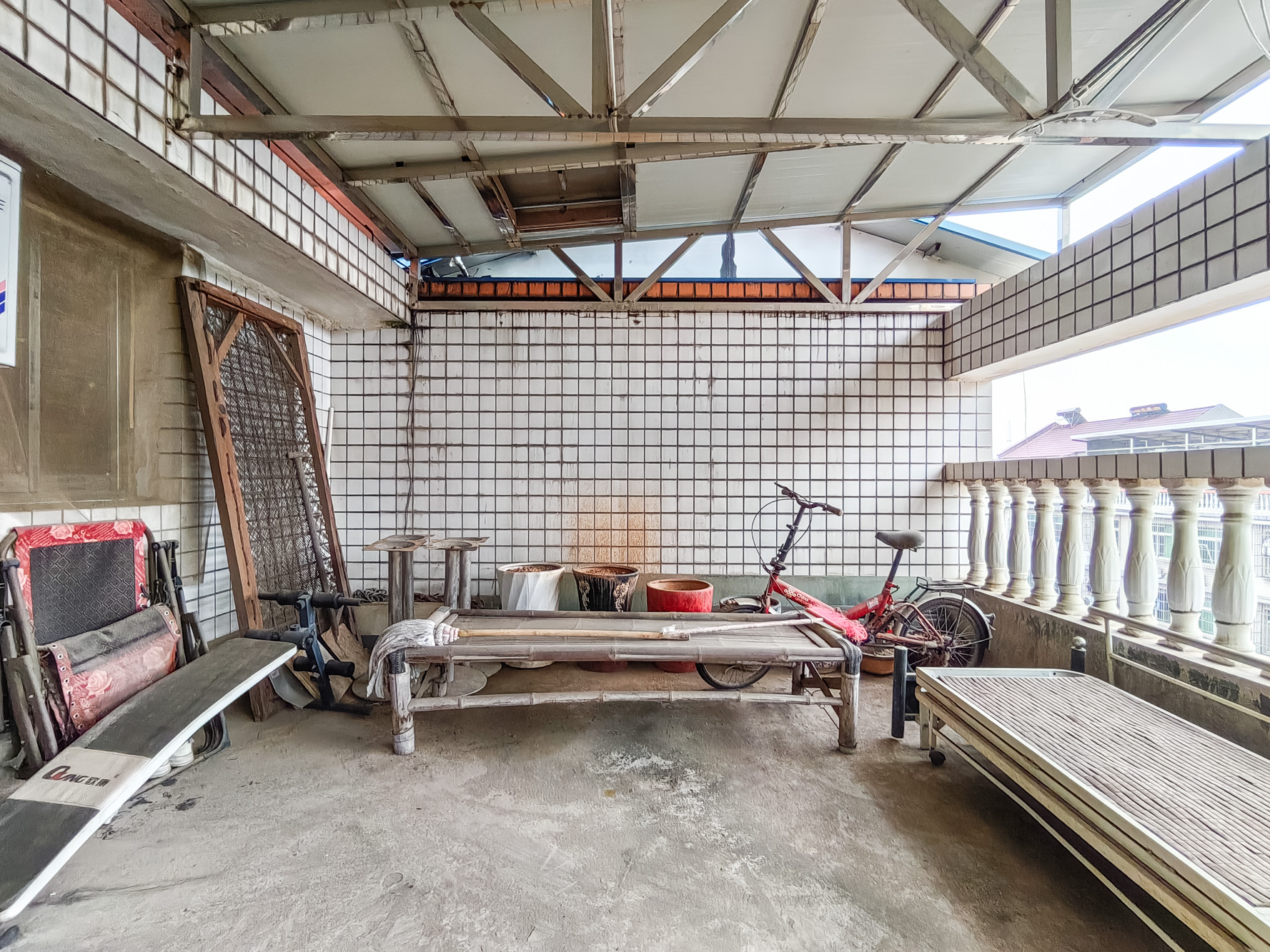 星沙汽配城(大塘村农机市场)  5室3厅2卫    46.8万 星沙汽配城(大塘村农机市场)  5室3厅2卫    46.8万阳台