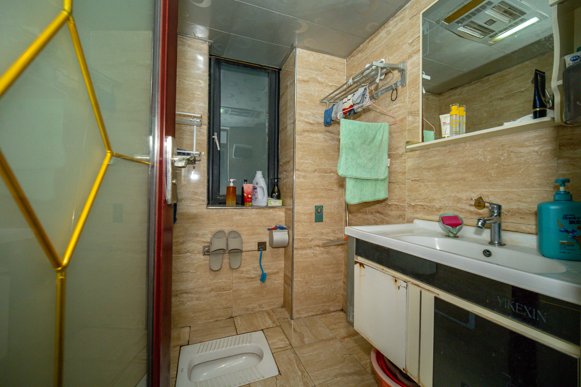 尚都花园城 3室2厅1卫 49.8万 尚都花园城 3室2厅1卫 49.8万卫生间