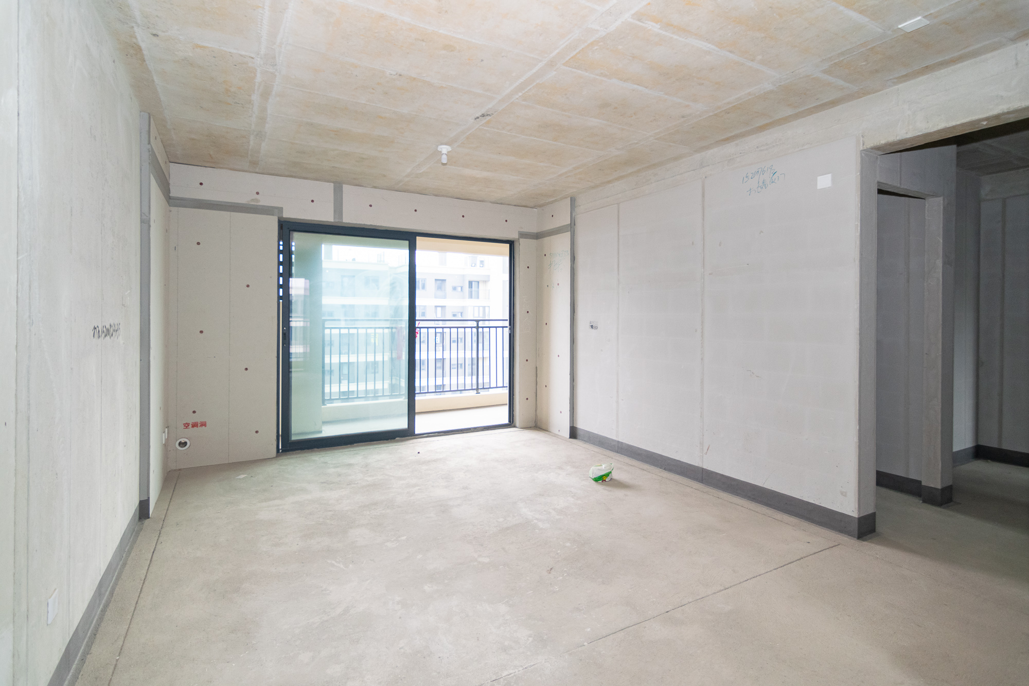 中粮观澜祥云  3室2厅2卫    74.0万 中粮观澜祥云  3室2厅2卫    74.0万客厅