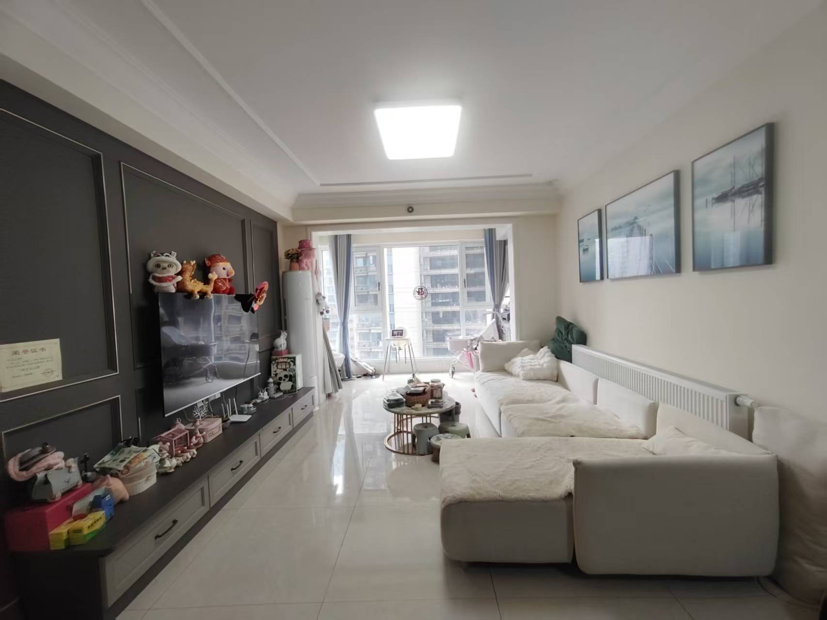 恒大华府 3室2厅1卫 73.9万 恒大华府 3室2厅1卫 73.9万室内图