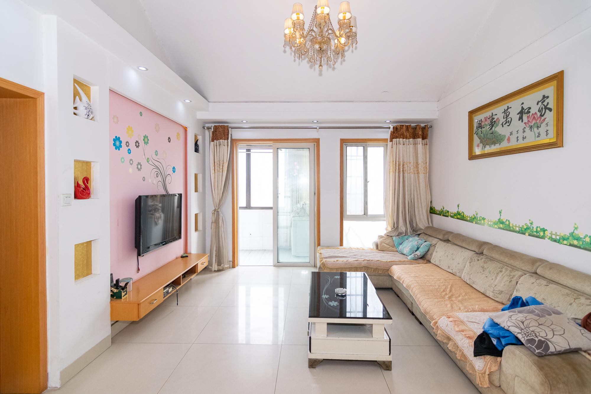 中新森林海 2室2厅1卫 34.8万 中新森林海 2室2厅1卫 34.8万客厅