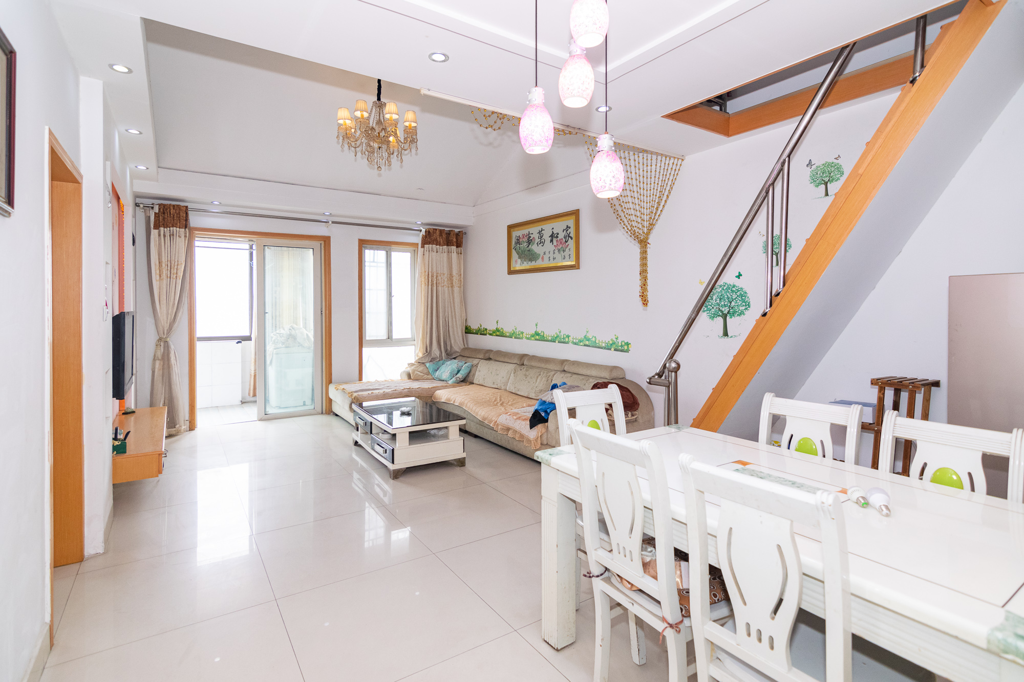 中新森林海 2室2厅1卫 34.8万 中新森林海 2室2厅1卫 34.8万客厅