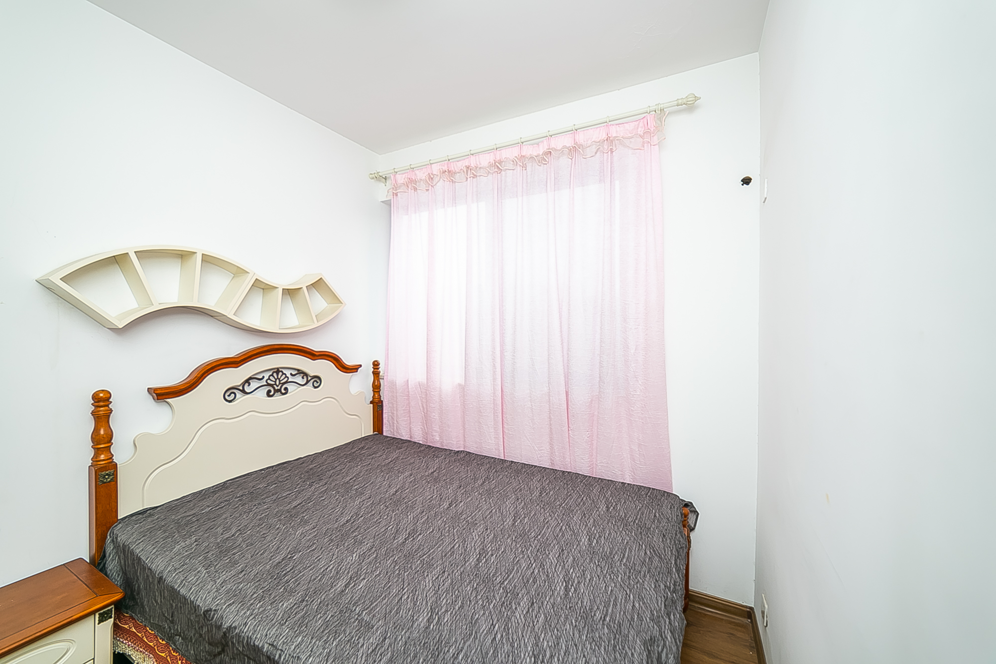 乾城(兴旺乾城) 3室2厅1卫 82.0万 乾城(兴旺乾城) 3室2厅1卫 82.0万卧室