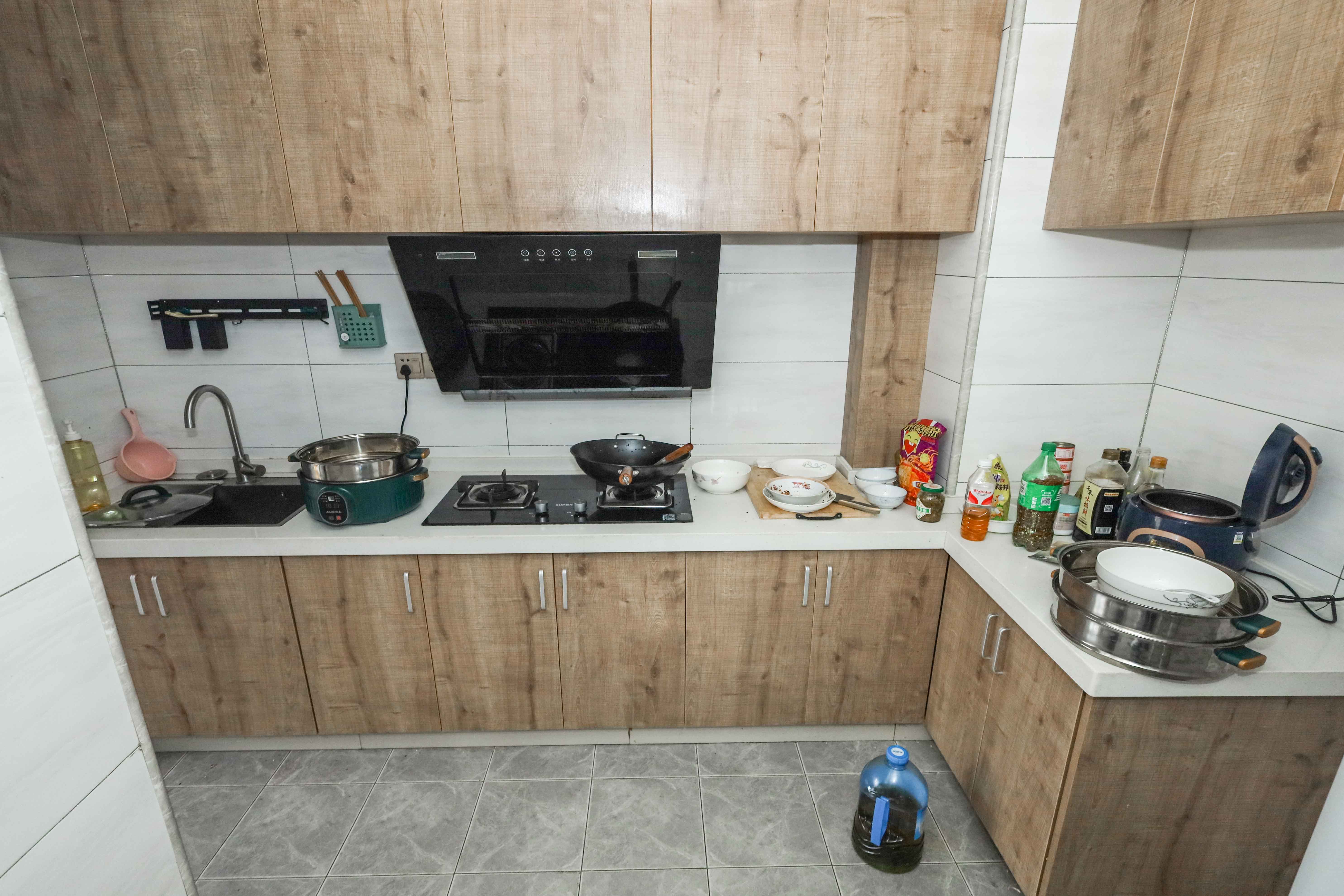 梅溪湖合能璞丽  3室2厅2卫    115.0万 梅溪湖合能璞丽  3室2厅2卫    115.0万厨房