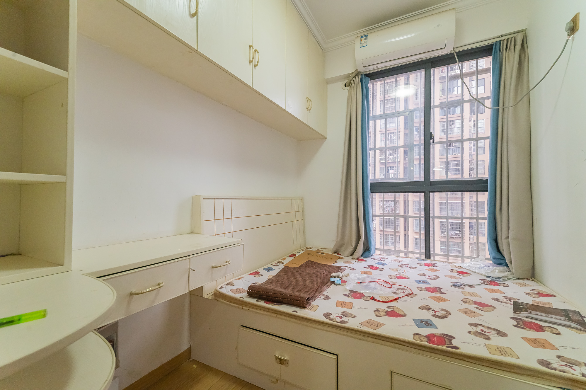 印山蓝色海岸  3室2厅1卫    79.8万 印山蓝色海岸  3室2厅1卫    79.8万卧室