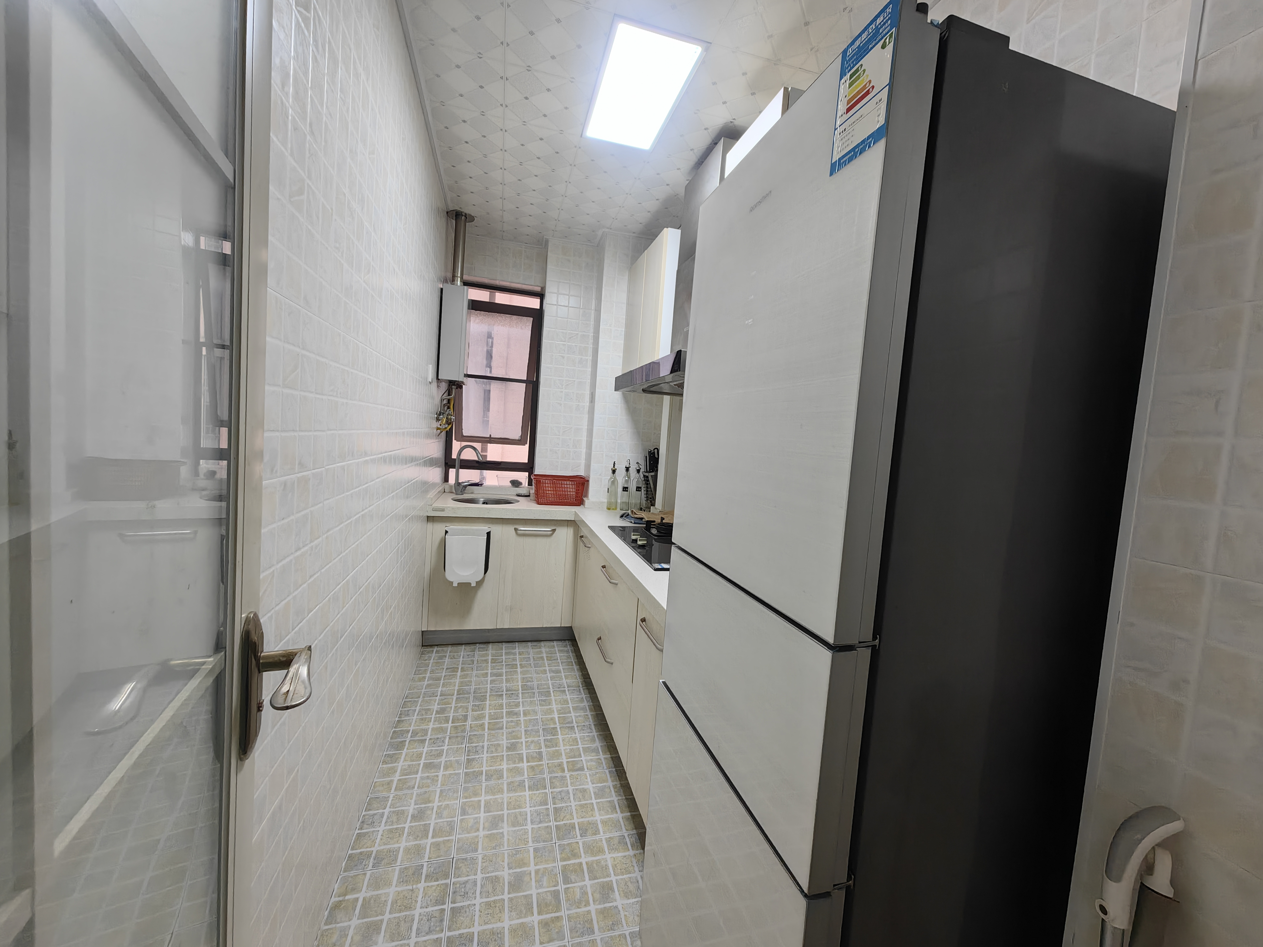 中泰财富湘江 1室1厅1卫 32.8万 中泰财富湘江 1室1厅1卫 32.8万室内图