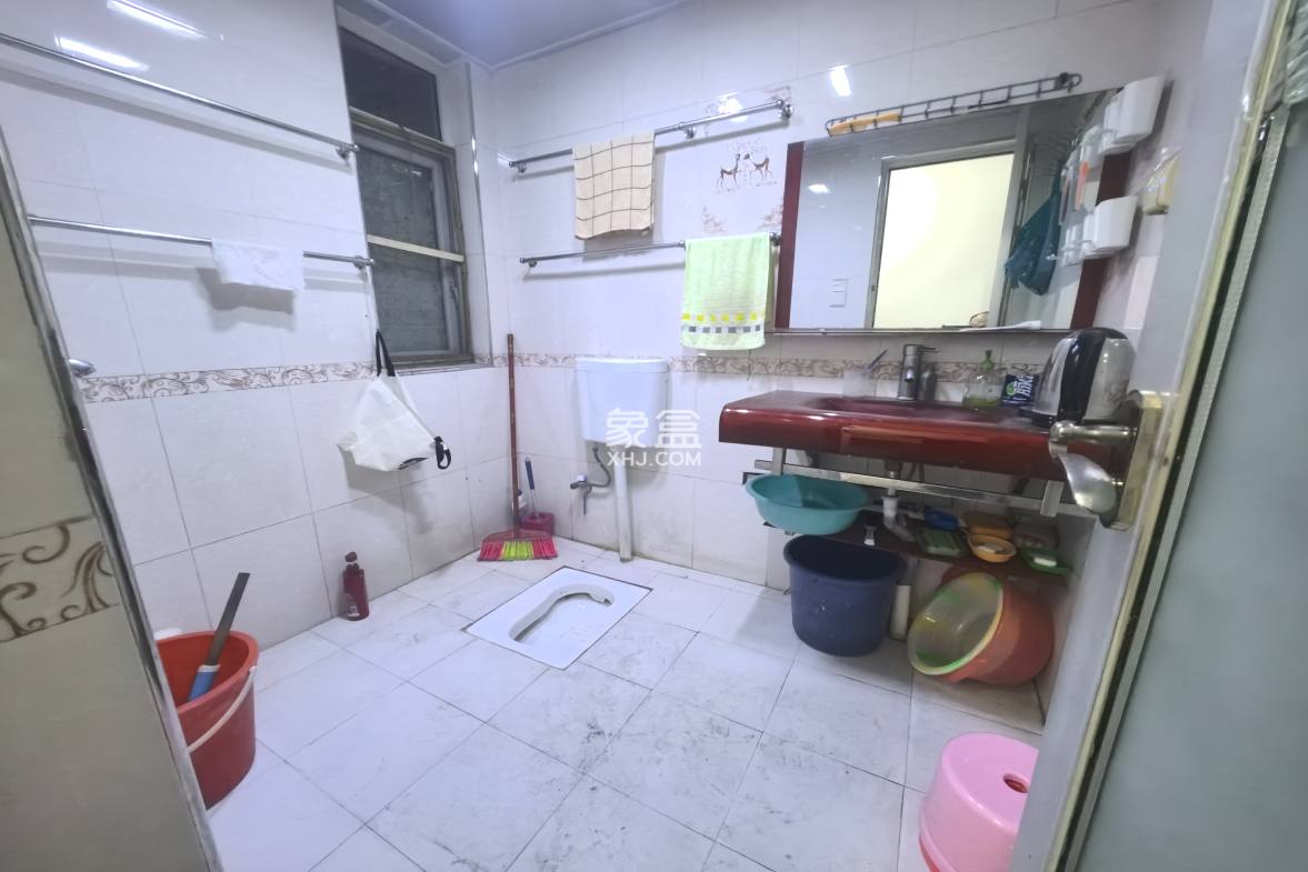 新城壹号 3室2厅2卫 31.0万 新城壹号 3室2厅2卫 31.0万室内图