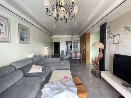 南新悦城  3室2厅2卫    190.0万