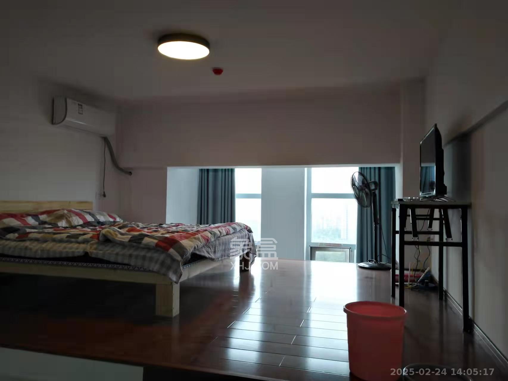 MOMA当代广场  1室1厅1卫    1300.0元/月 MOMA当代广场  1室1厅1卫    1300.0元/月室内图1