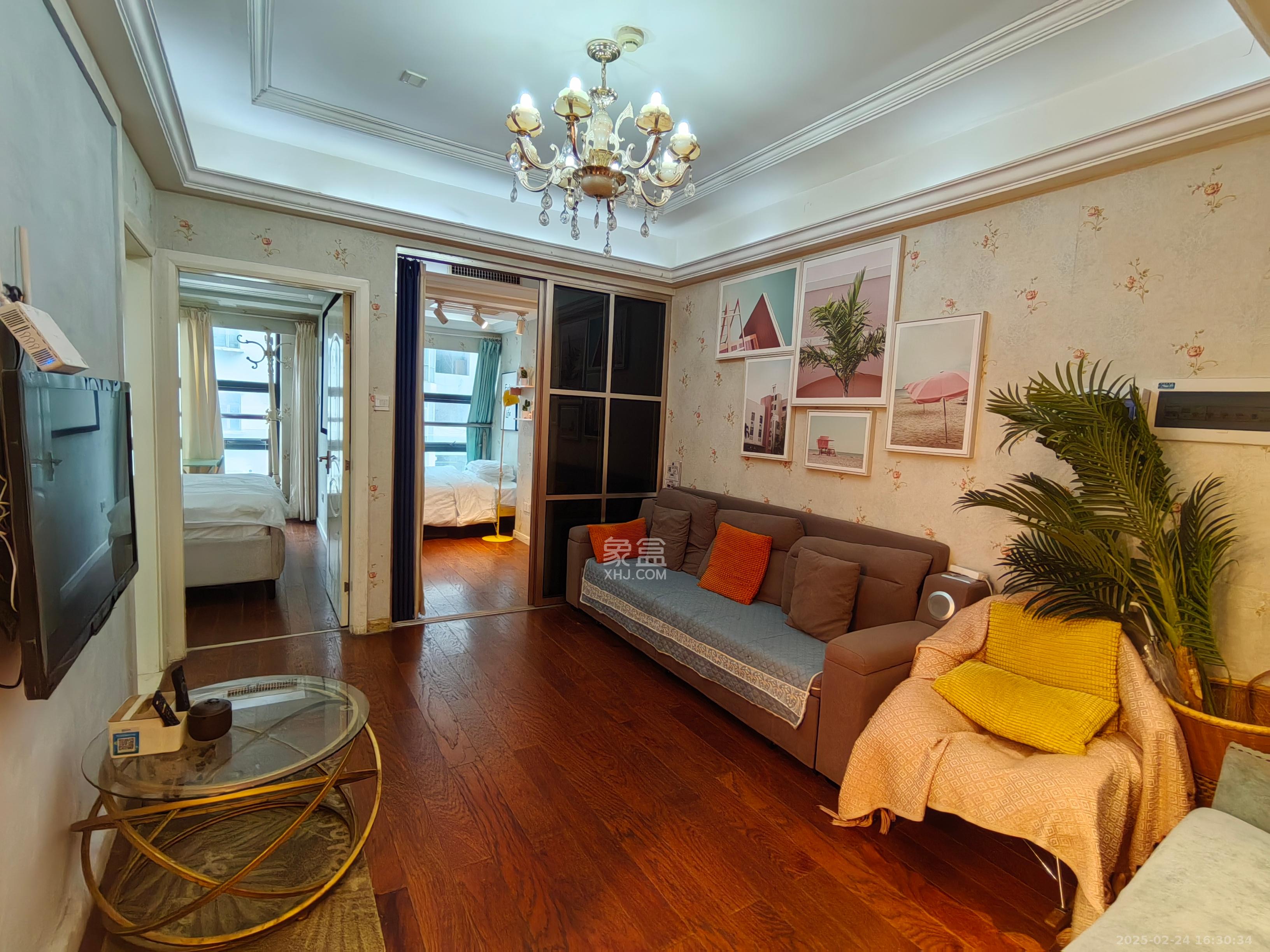 壹号公馆  2室1厅1卫    3000.0元/月 壹号公馆  2室1厅1卫    3000.0元/月室内图