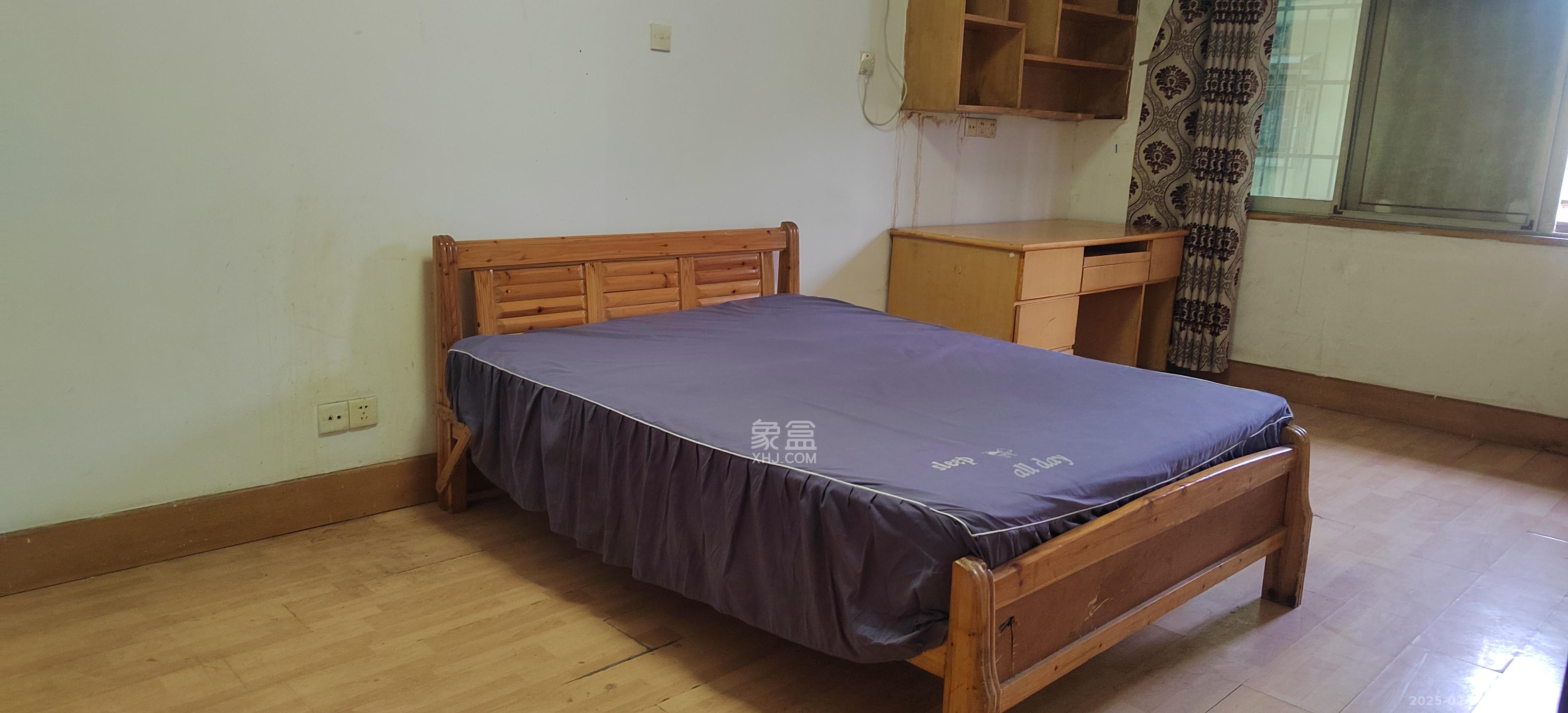 湖橡宿舍  2室1厅1卫   1800.00元/月室内图
