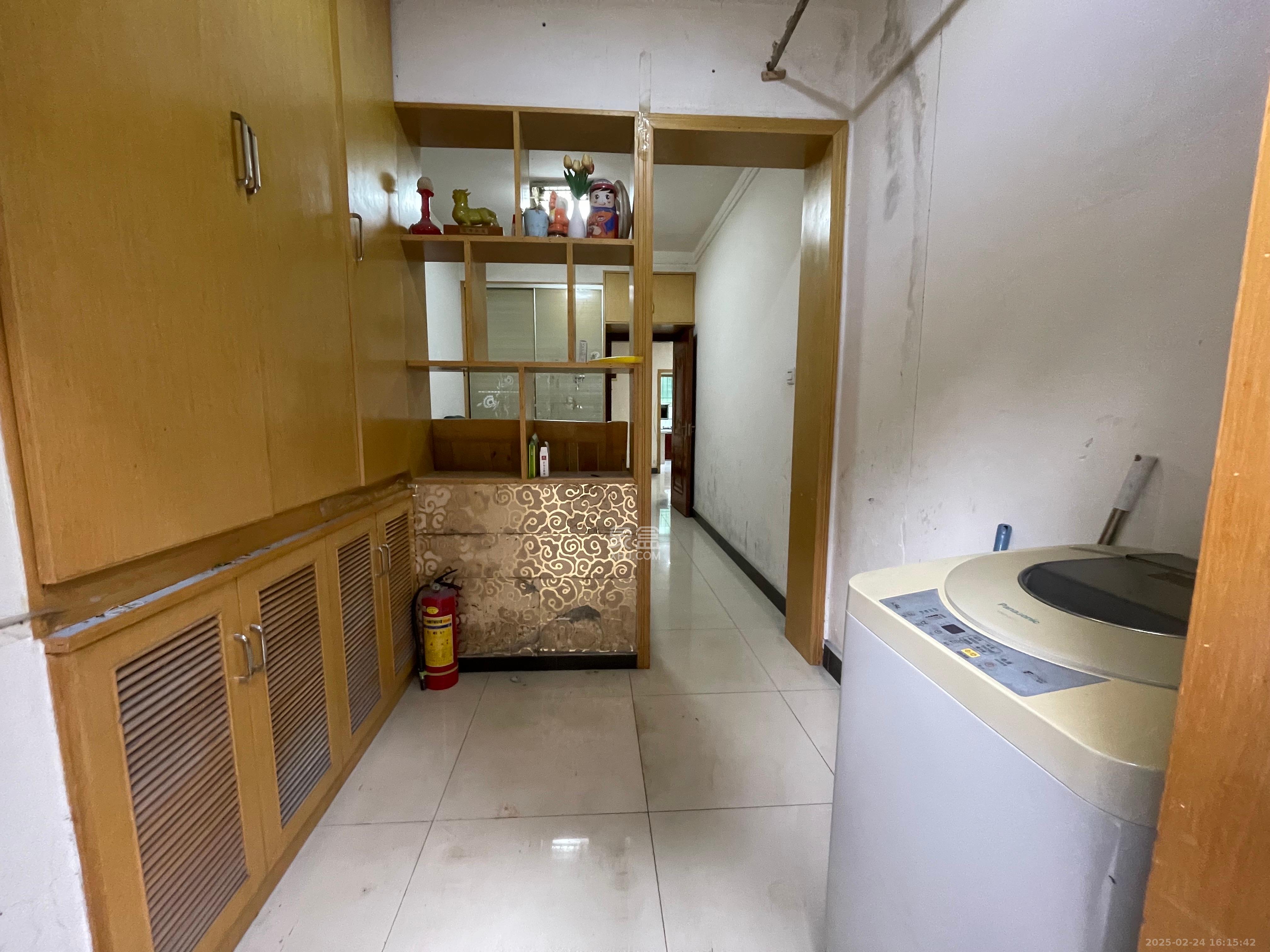 茶园坡社区(原王家冲社区)  2室2厅1卫   1400.00元/月室内图