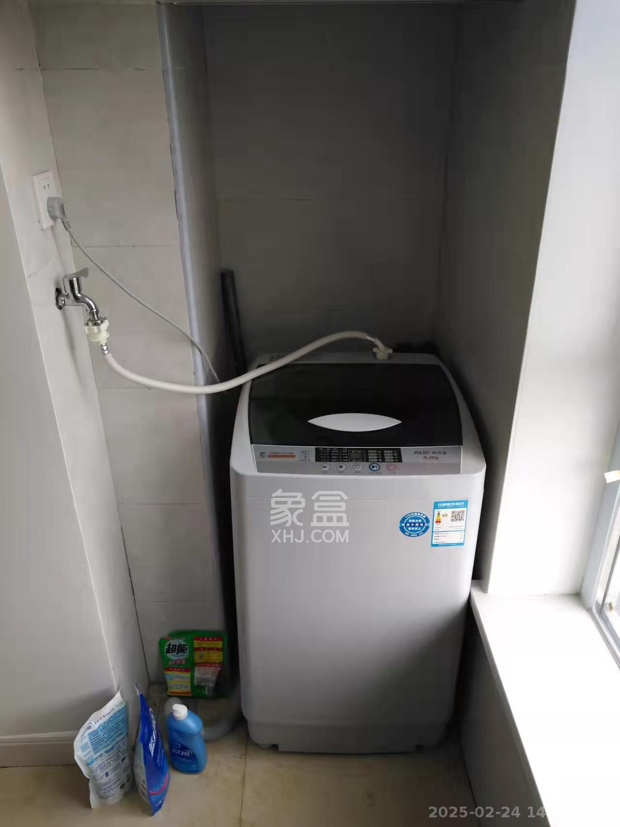 MOMA当代广场  1室1厅1卫    1300.0元/月 MOMA当代广场  1室1厅1卫    1300.0元/月室内图